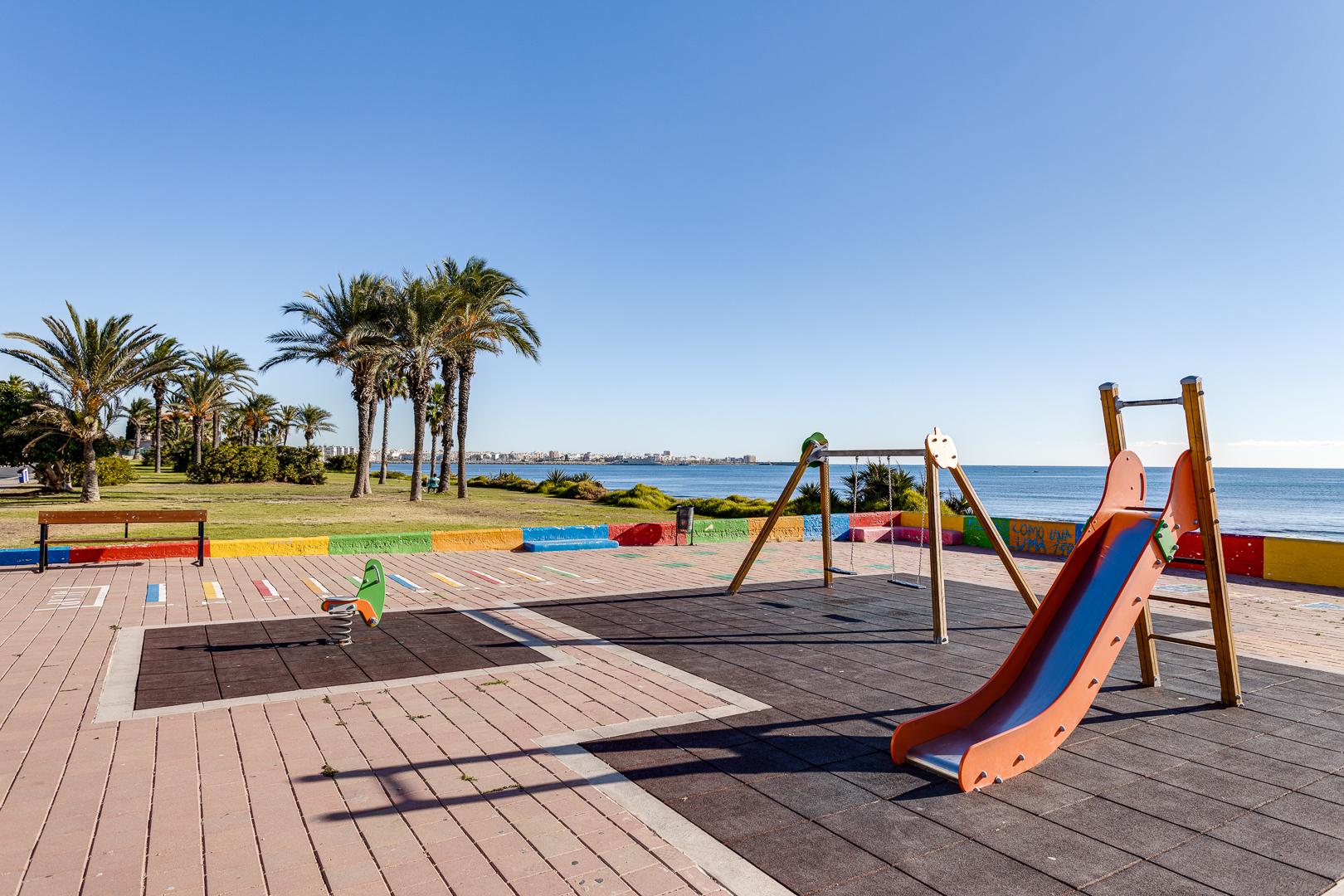 For sale of chalet in Torrevieja