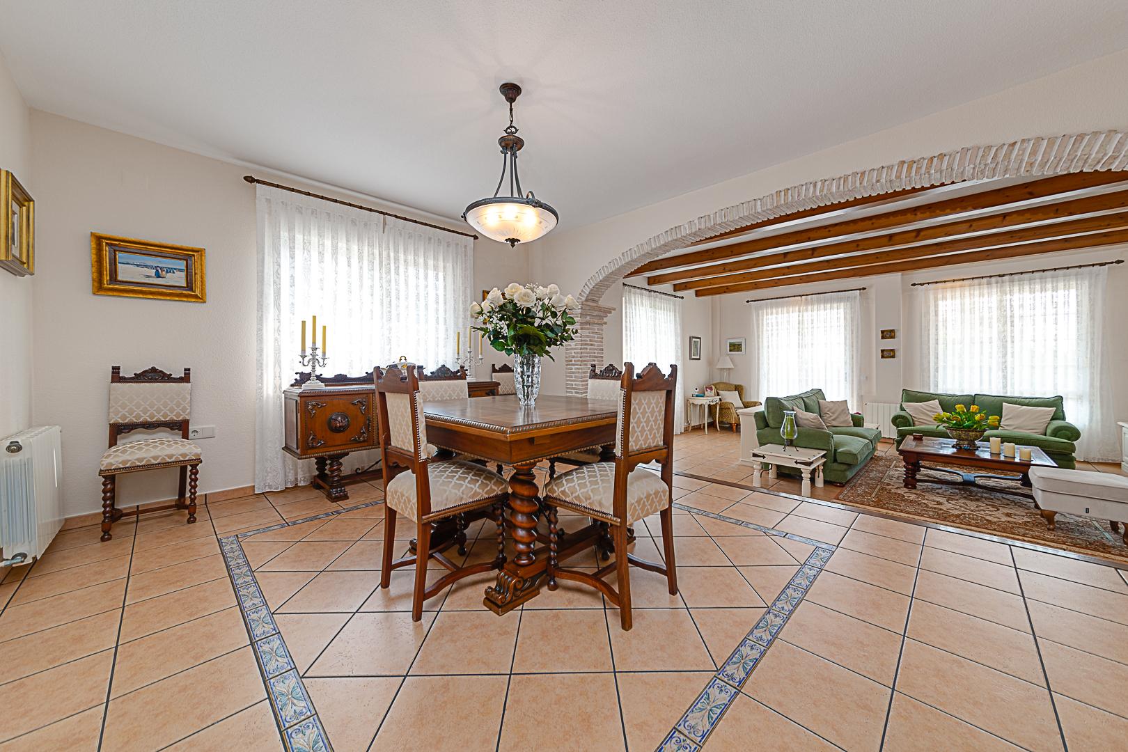 For sale of chalet in Torrevieja