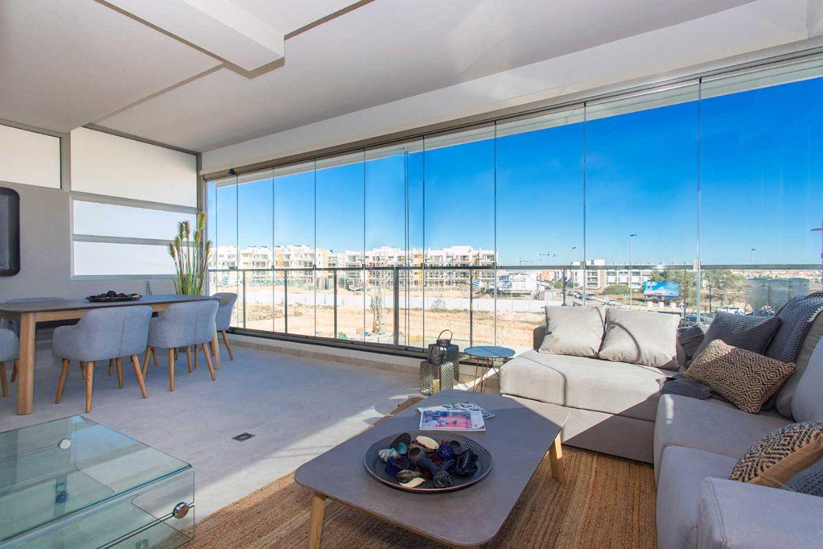 For sale of flat in Orihuela Costa