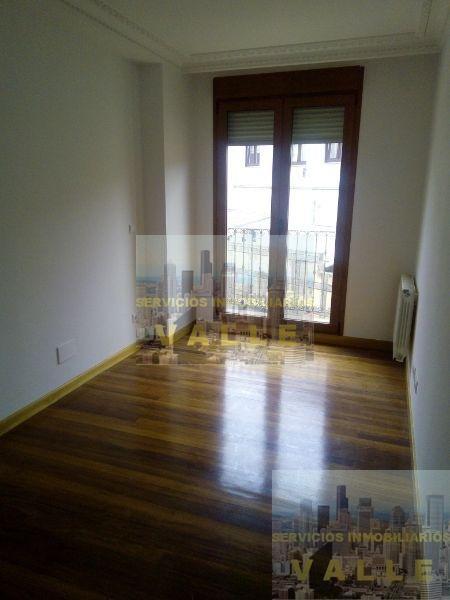 Venta de piso en El Astillero