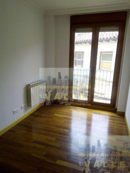 Venta de piso en El Astillero