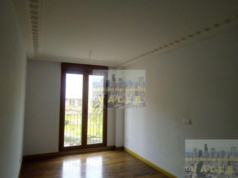 Venta de piso en El Astillero