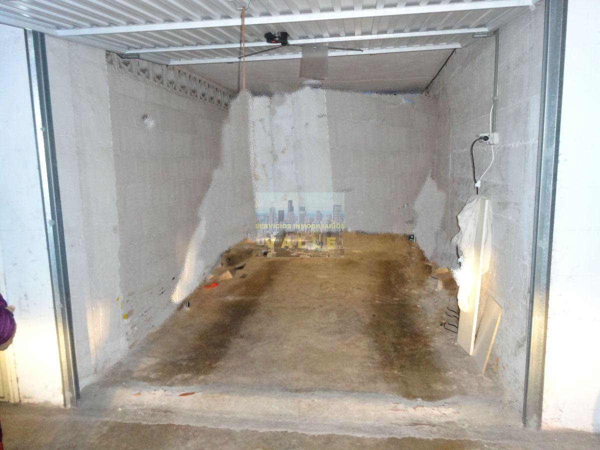 For sale of flat in Maliaño