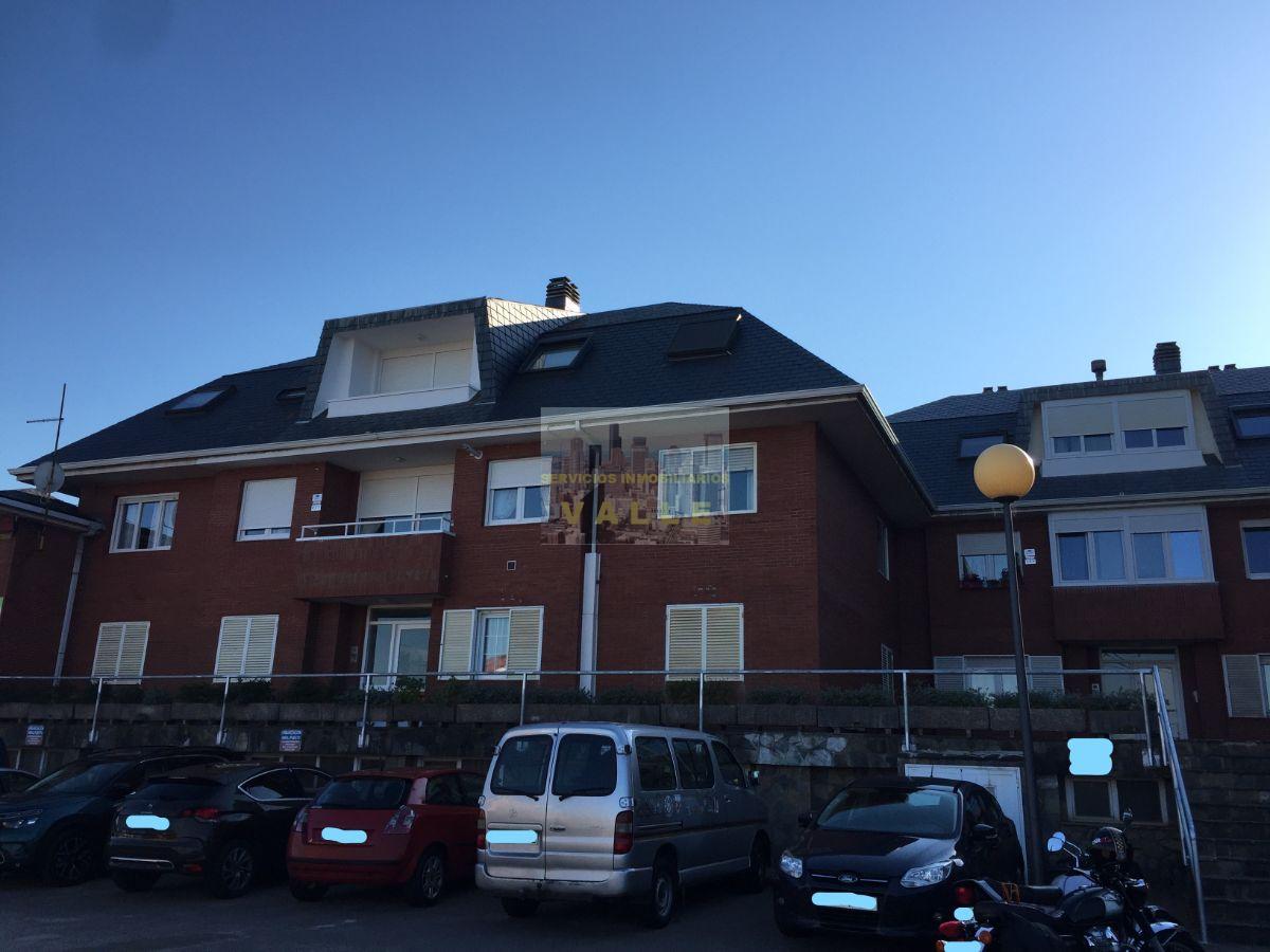 For sale of flat in Maliaño