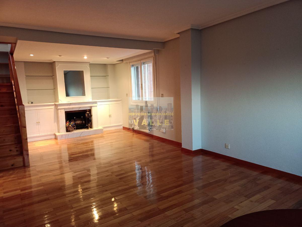 For sale of flat in Maliaño