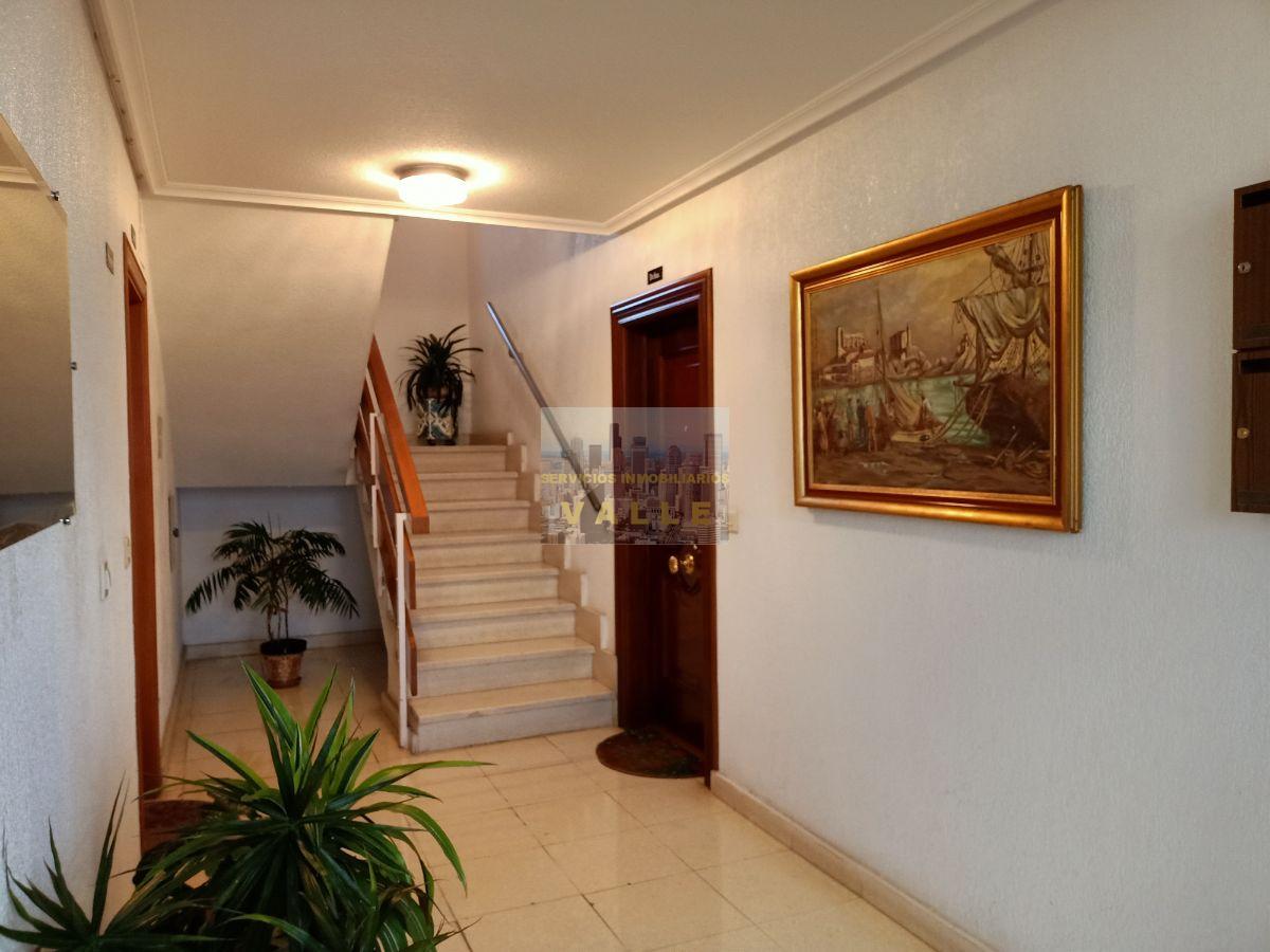 For sale of flat in Maliaño