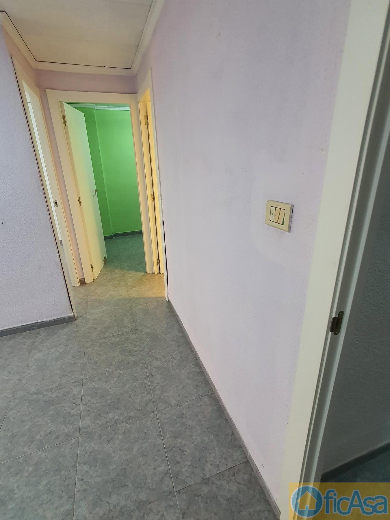 For sale of flat in Castellón