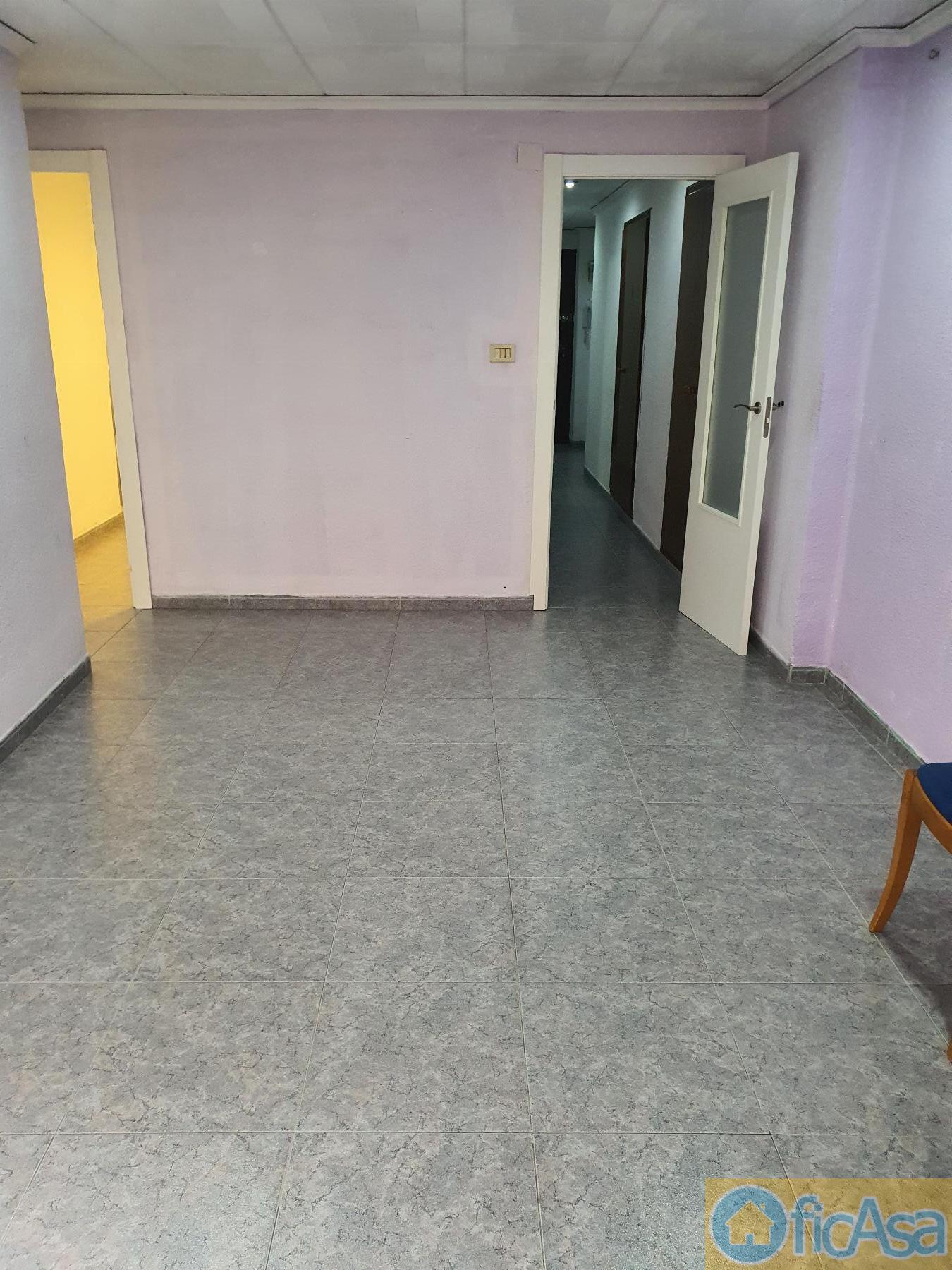 For sale of flat in Castellón