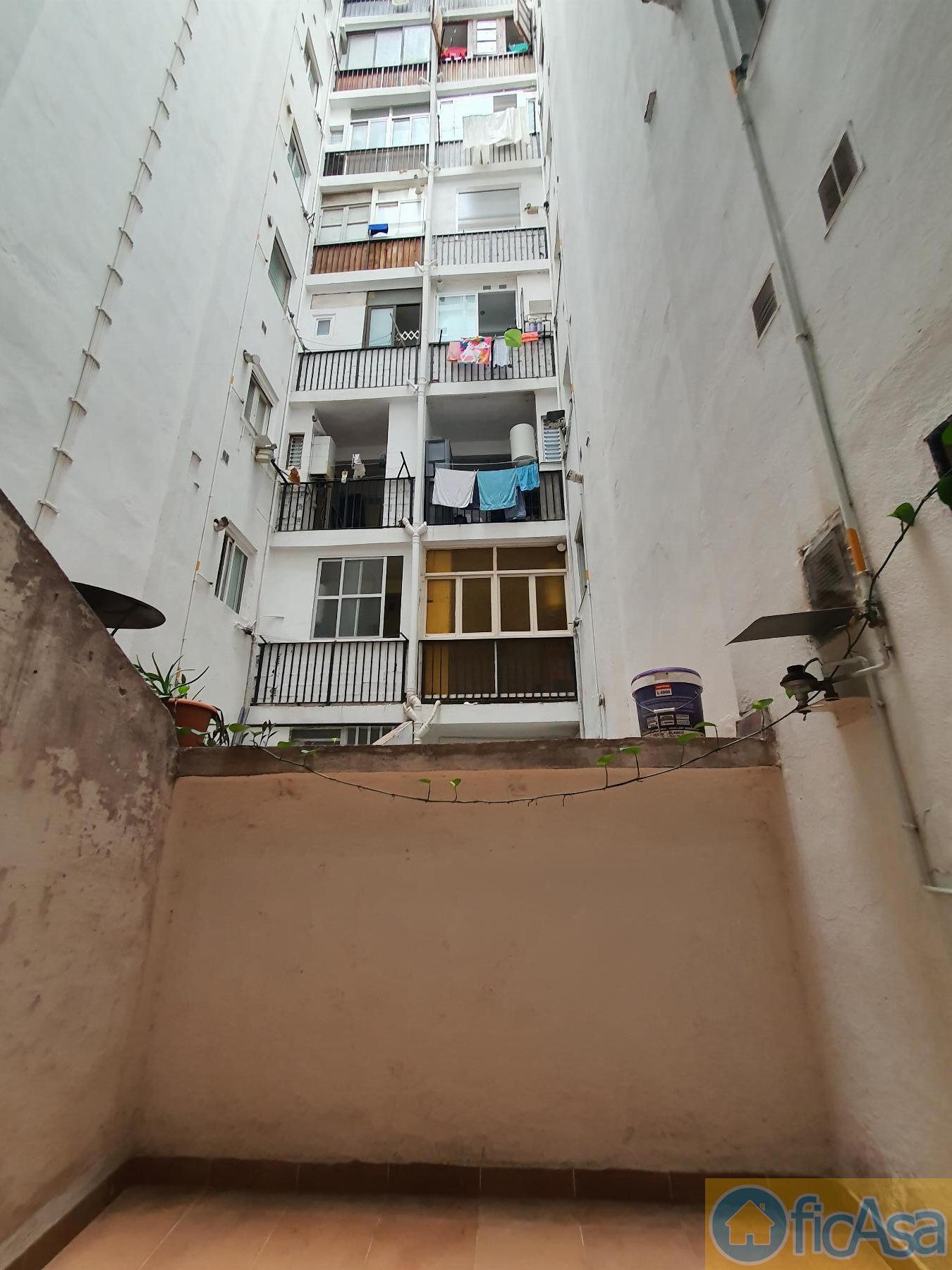 For sale of flat in Castellón