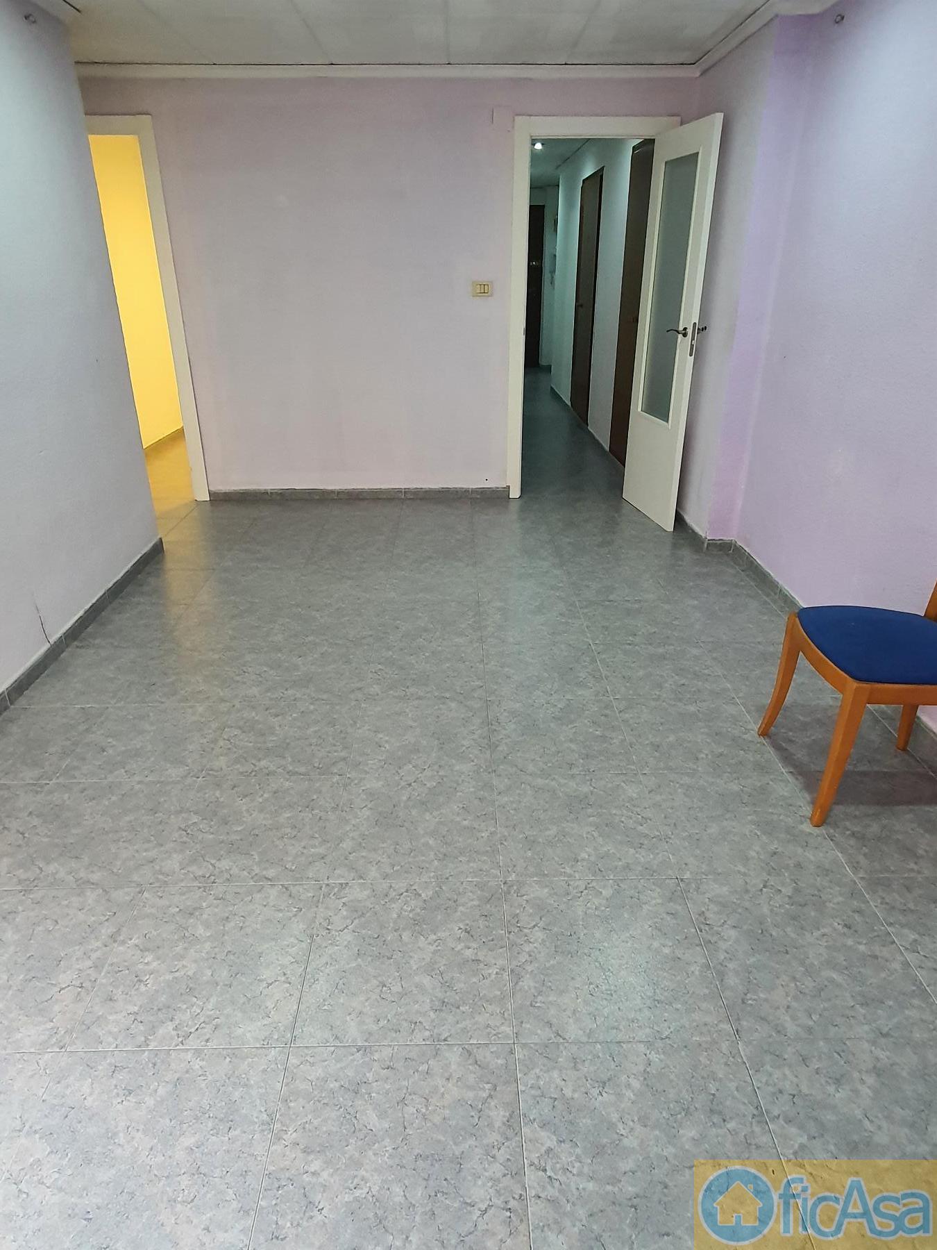 For sale of flat in Castellón
