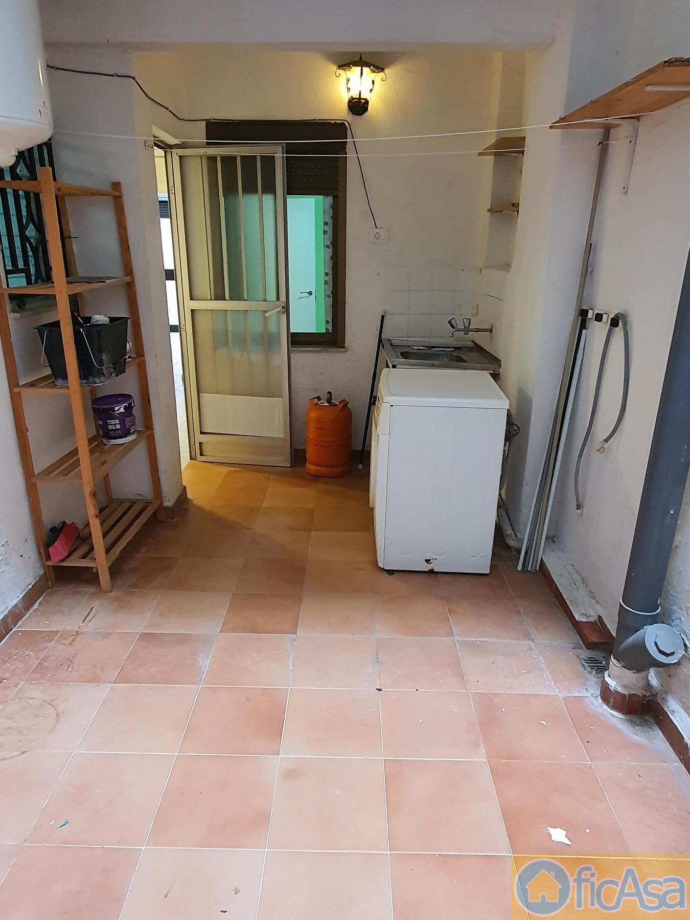 For sale of flat in Castellón