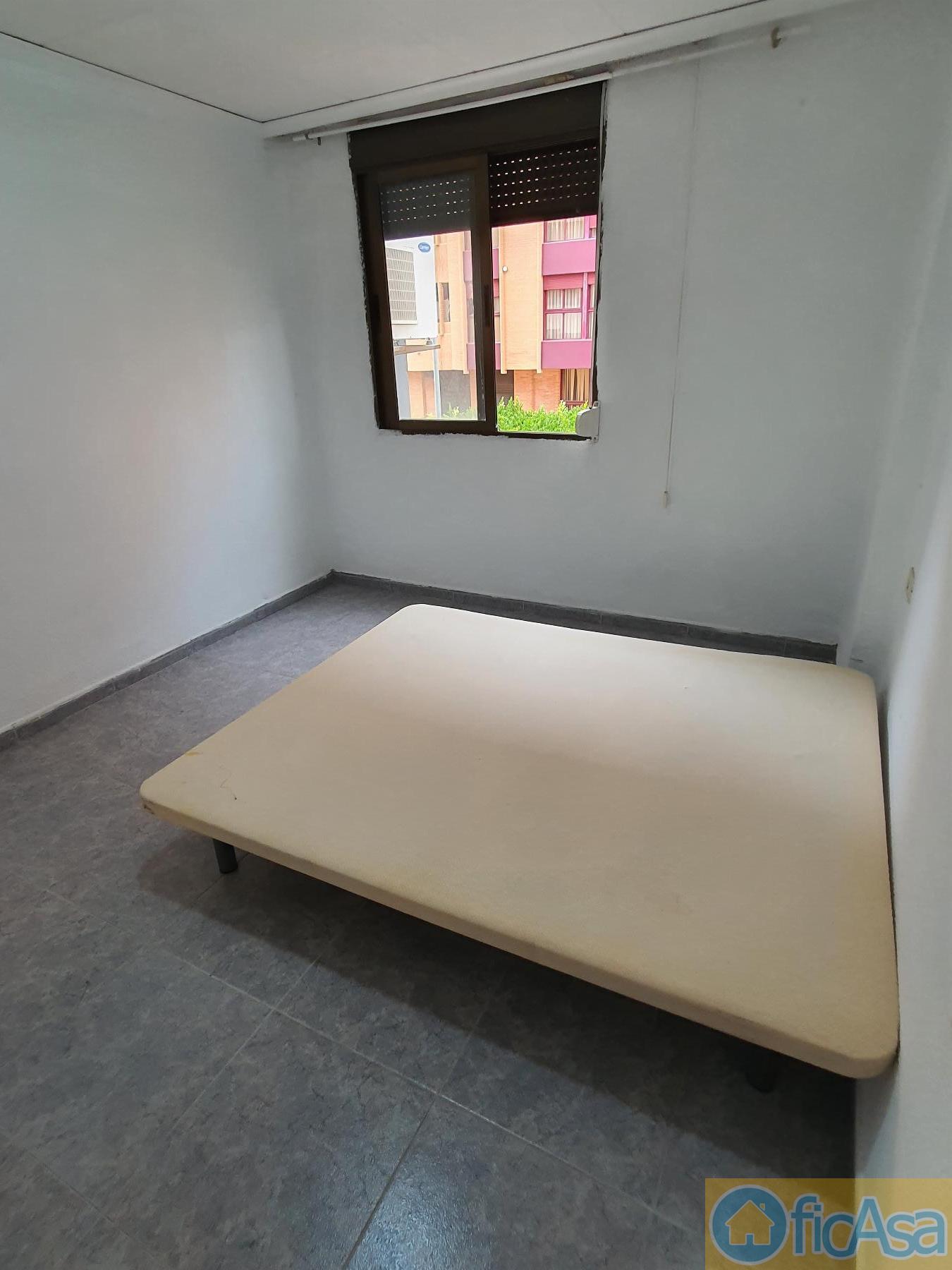 For sale of flat in Castellón