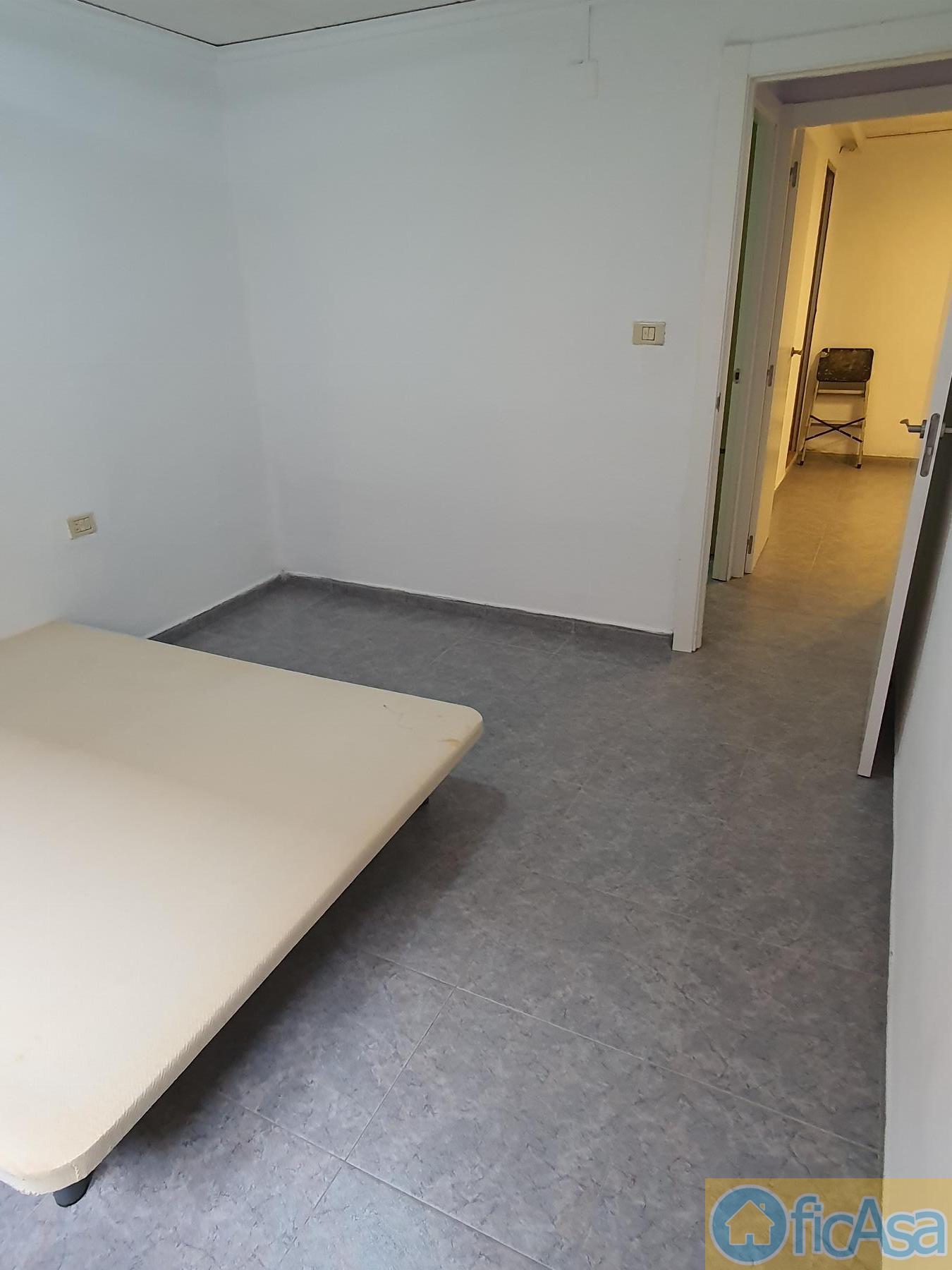 For sale of flat in Castellón