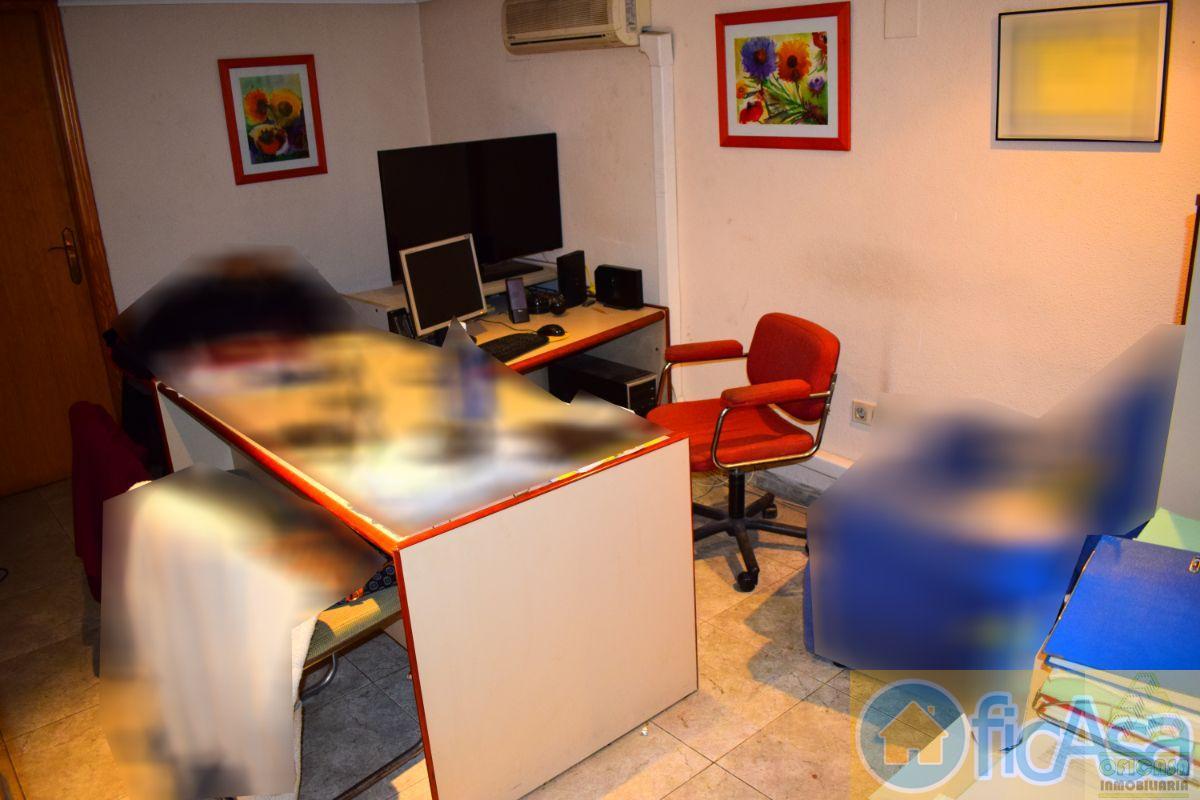For rent of commercial in Castellón