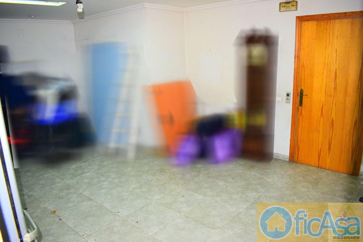 For rent of commercial in Castellón