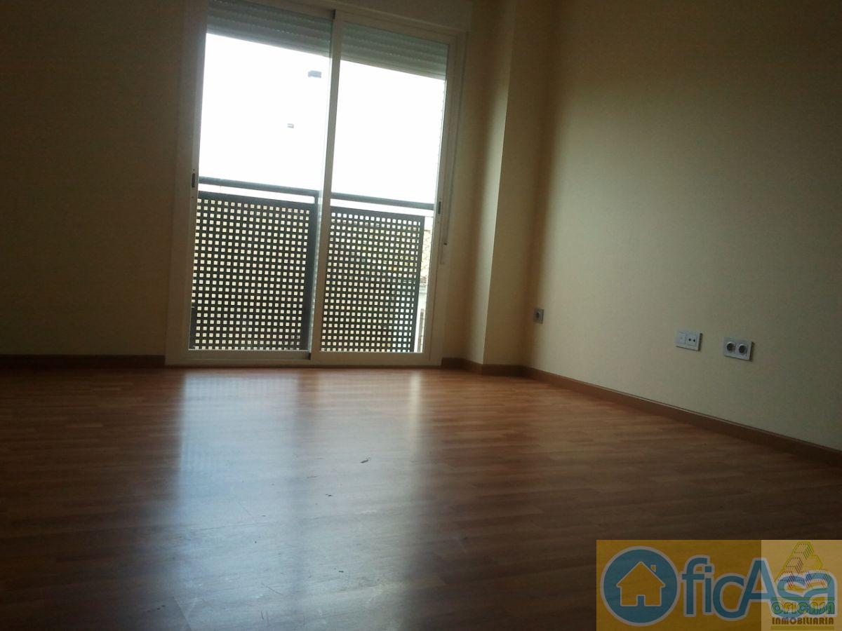 For sale of flat in Almazora