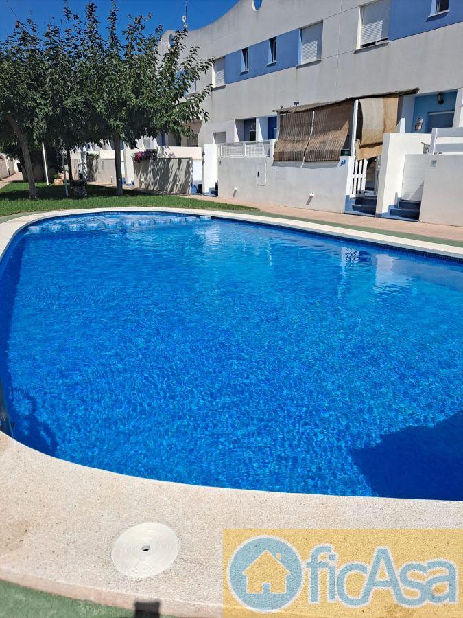 For sale of house in Almazora