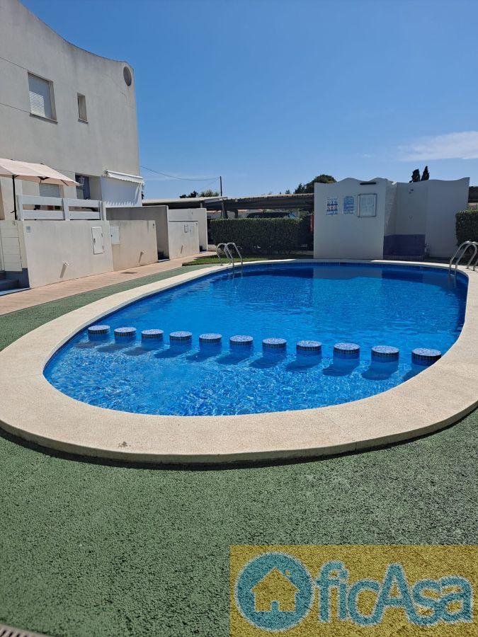 For sale of house in Almazora