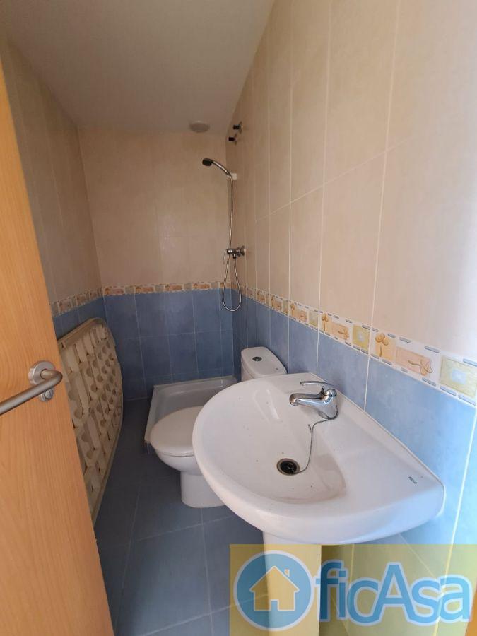 For sale of house in Almazora