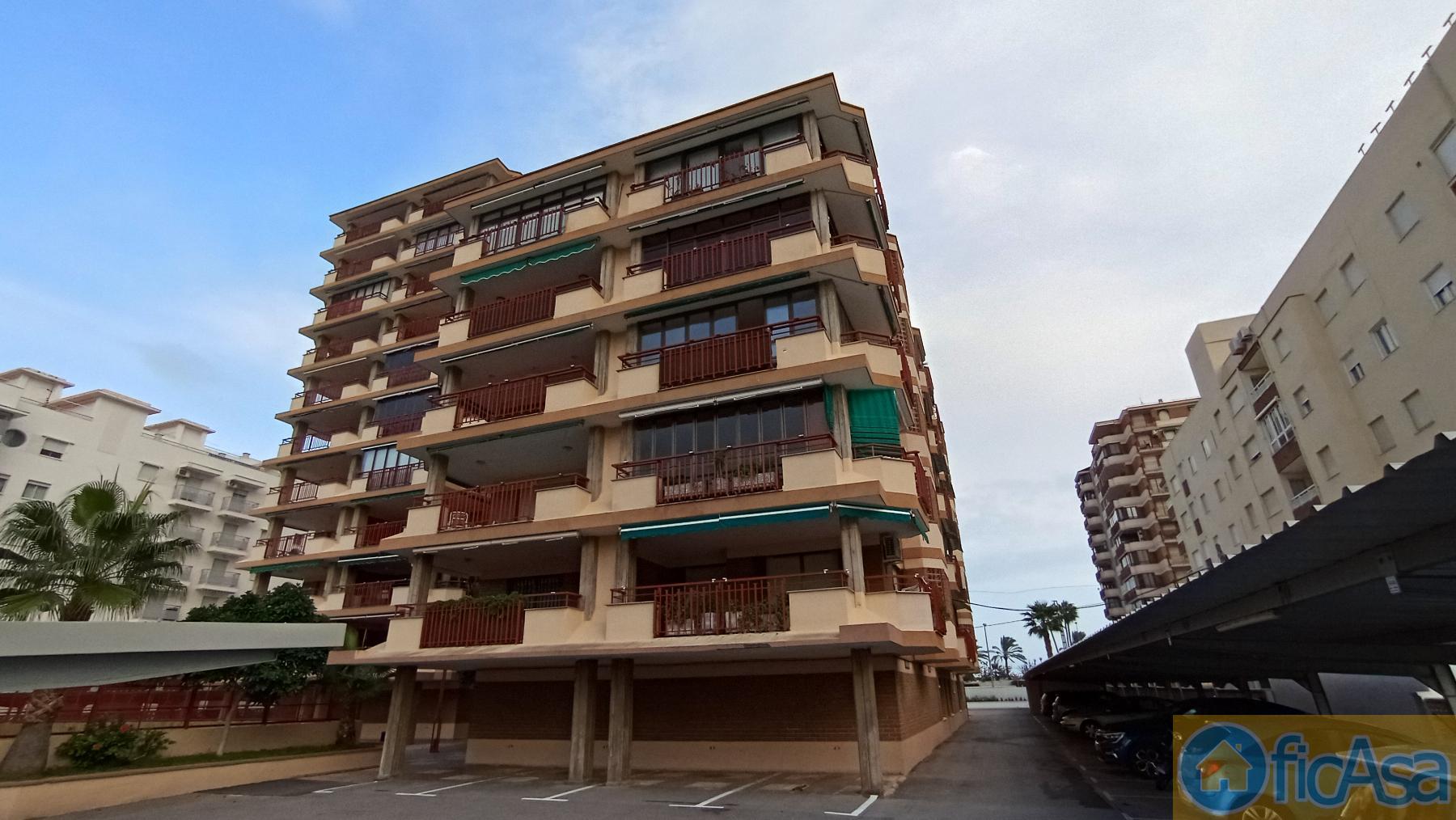 For sale of apartment in Benicasim