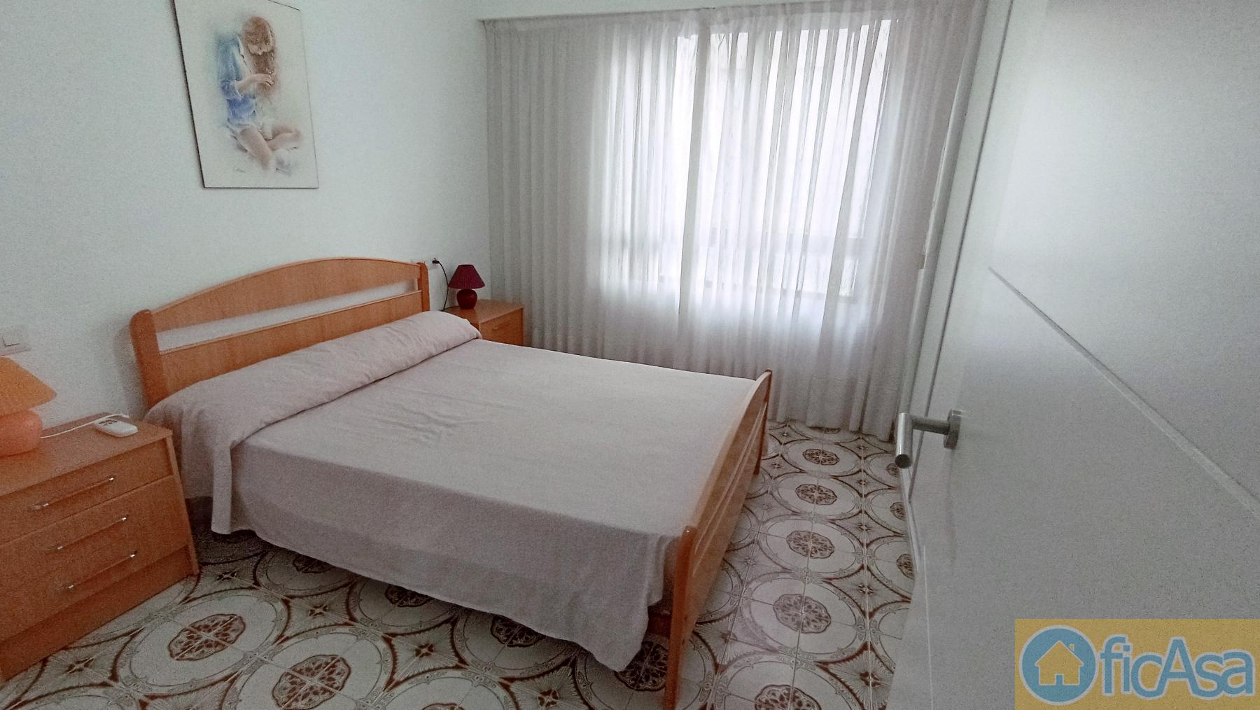 For sale of apartment in Benicasim