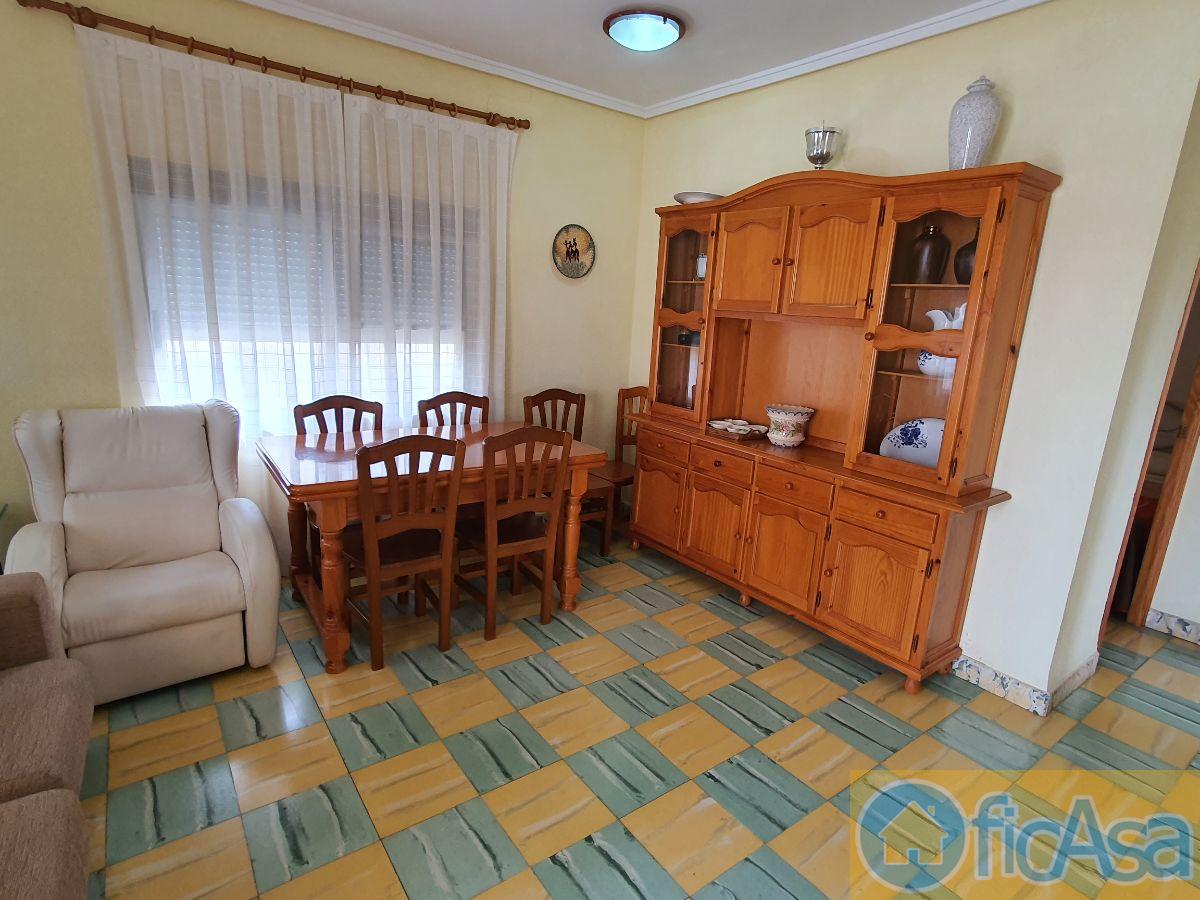 For sale of house in Almazora