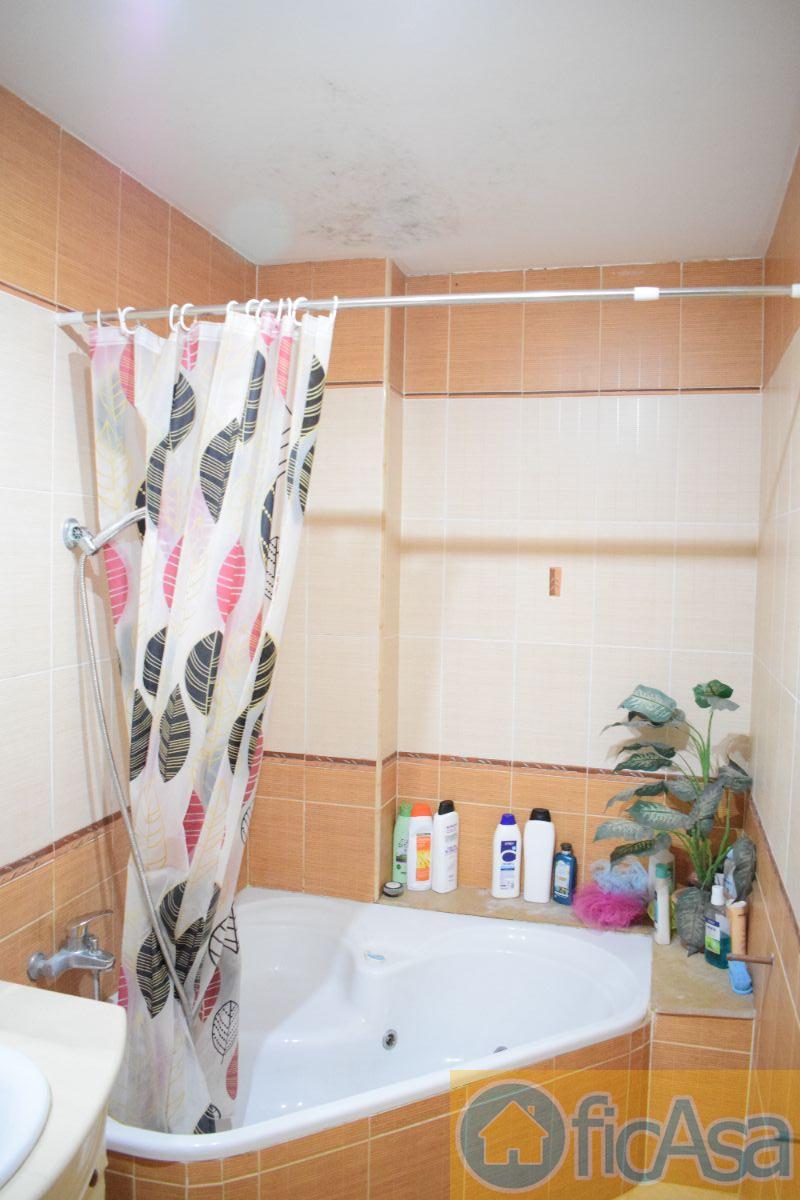 For sale of house in Burriana