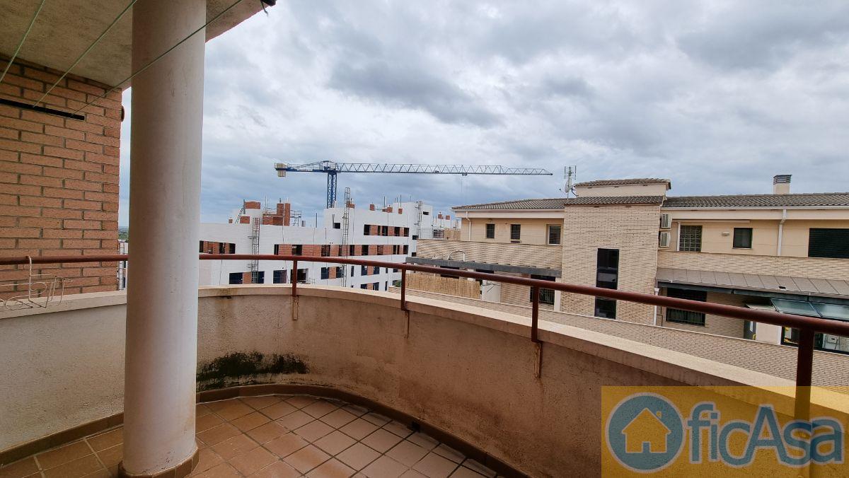 For sale of penthouse in Castellón