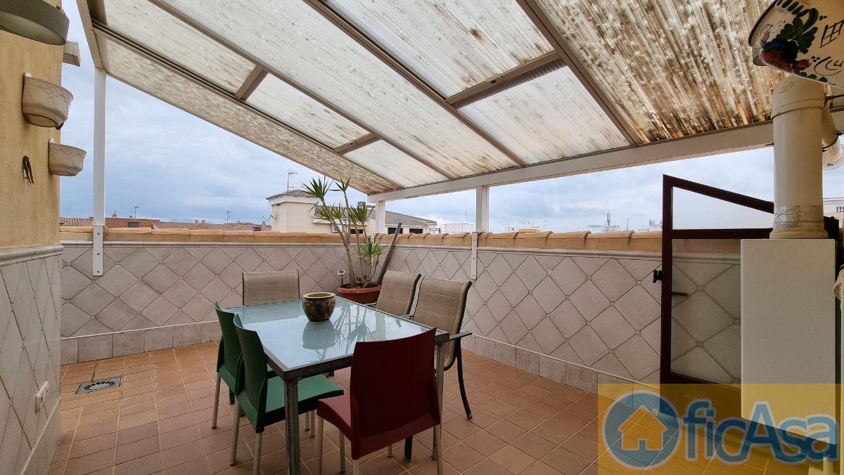 For sale of penthouse in Castellón