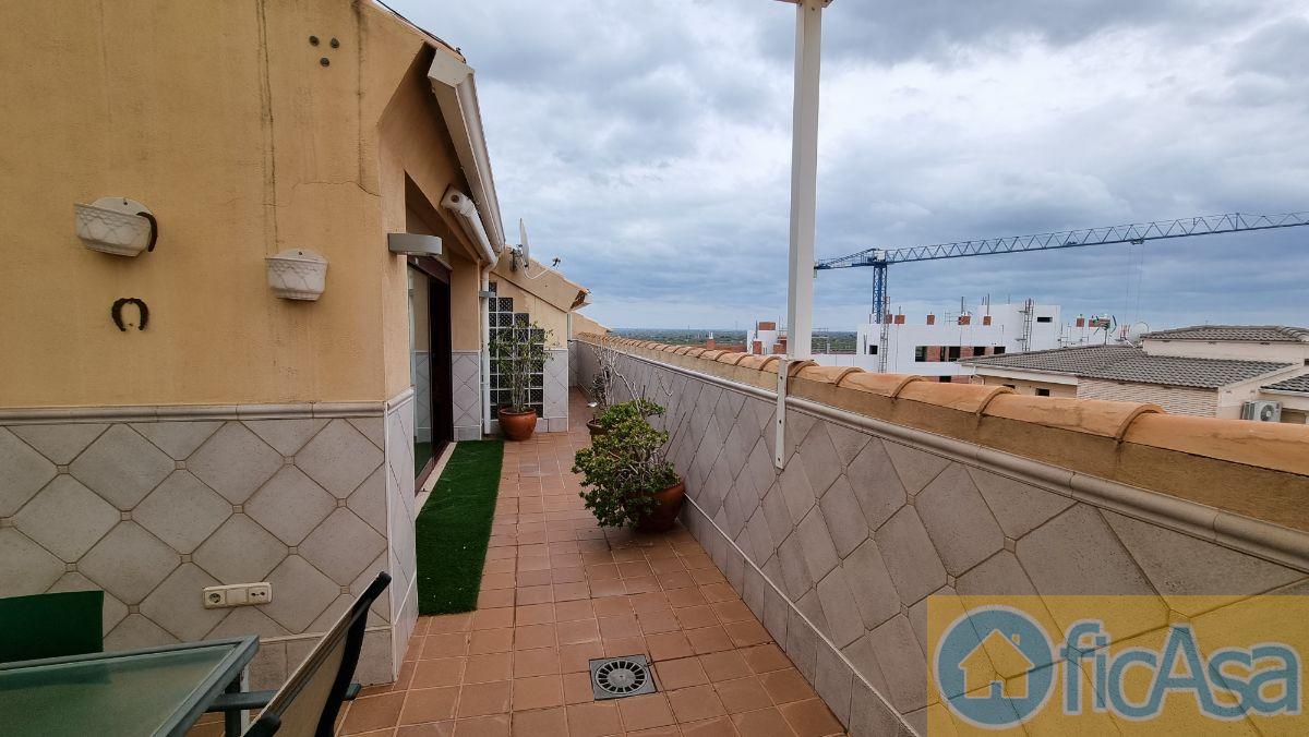 For sale of penthouse in Castellón