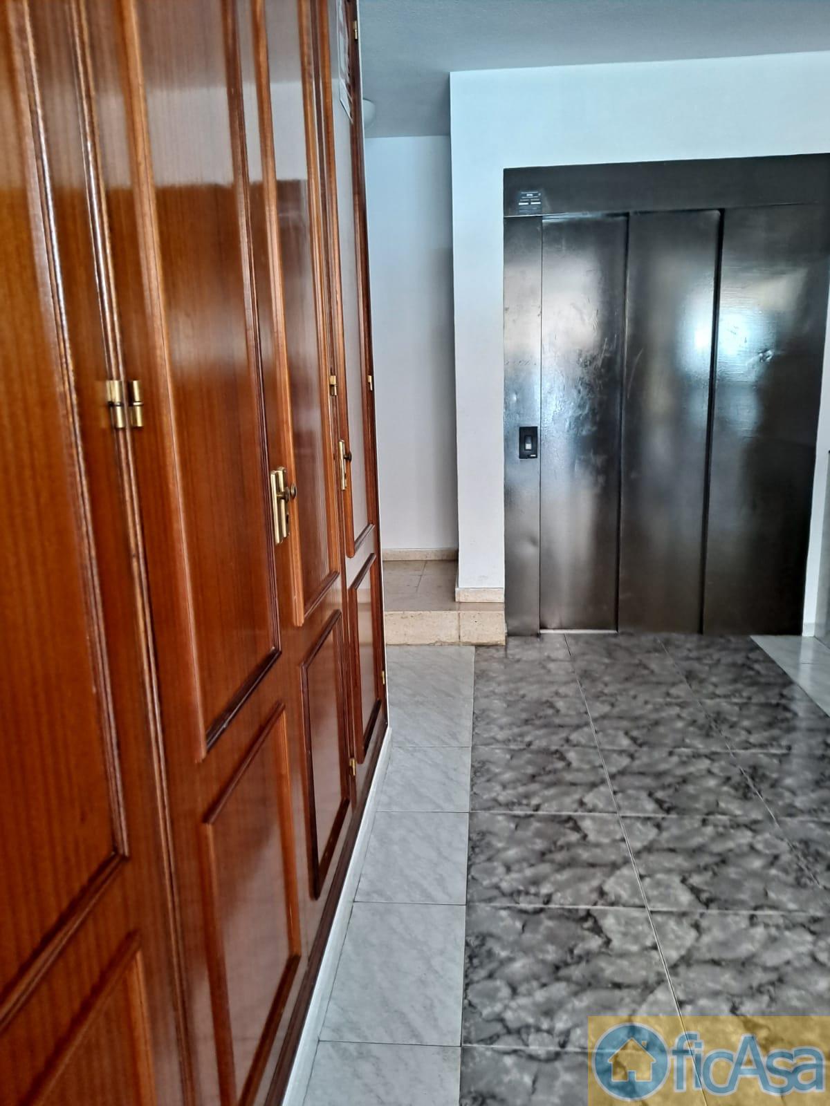 For sale of flat in Castellón