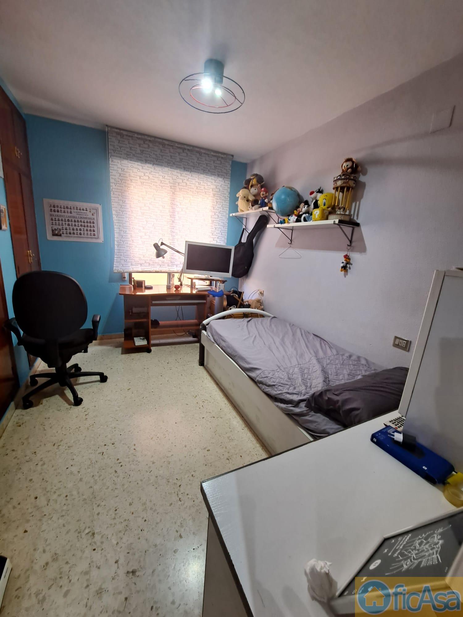 For sale of flat in Castellón