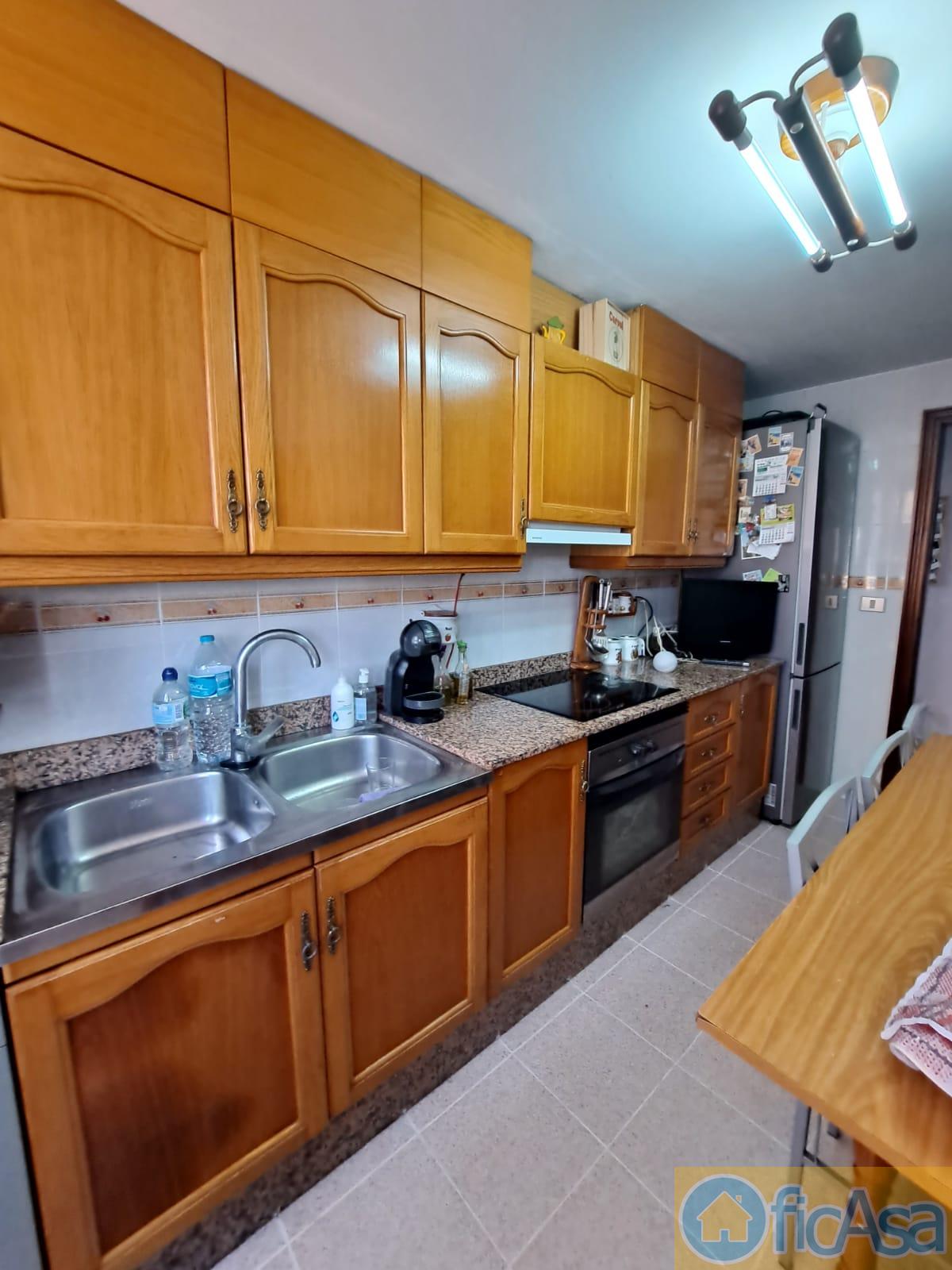 For sale of flat in Castellón