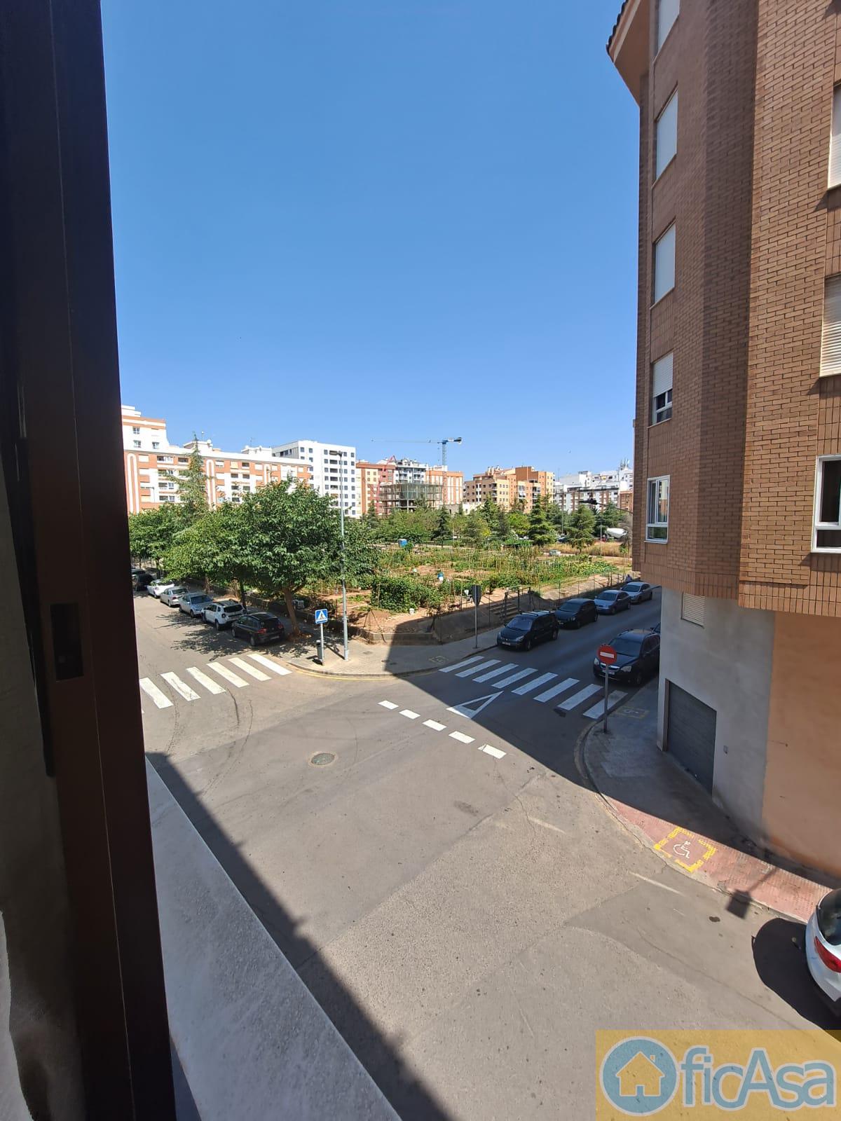 For sale of flat in Castellón