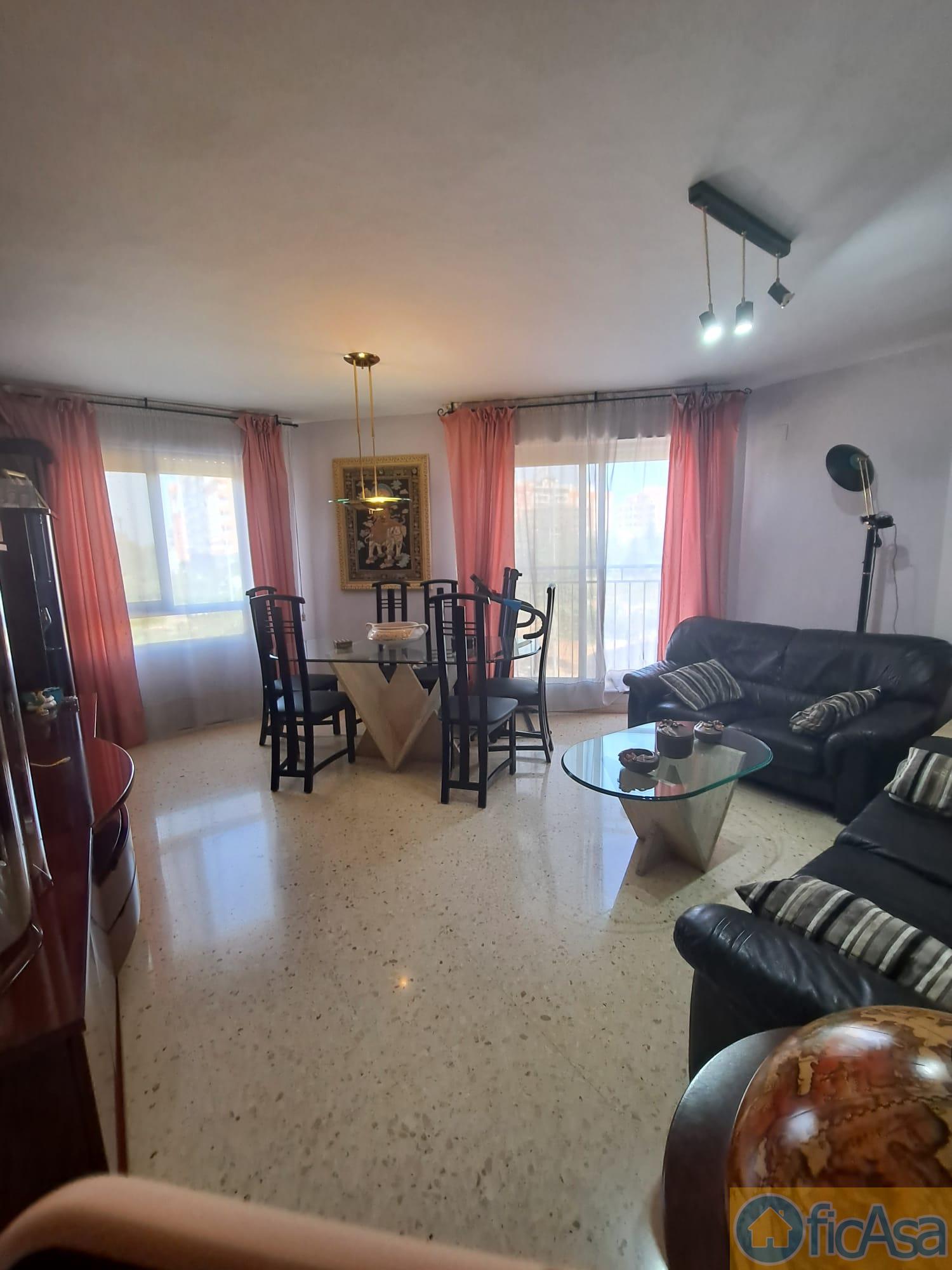 For sale of flat in Castellón