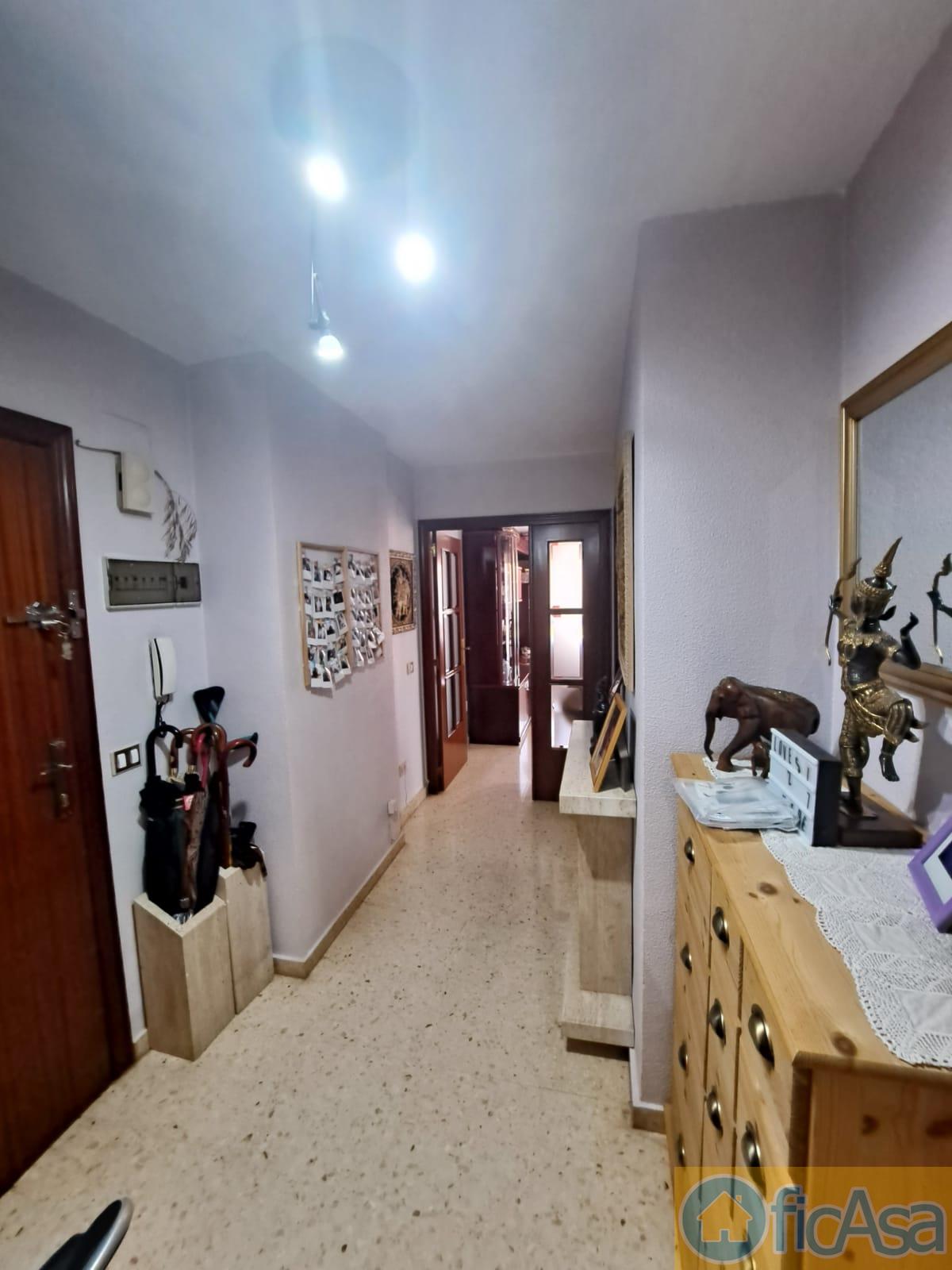 For sale of flat in Castellón