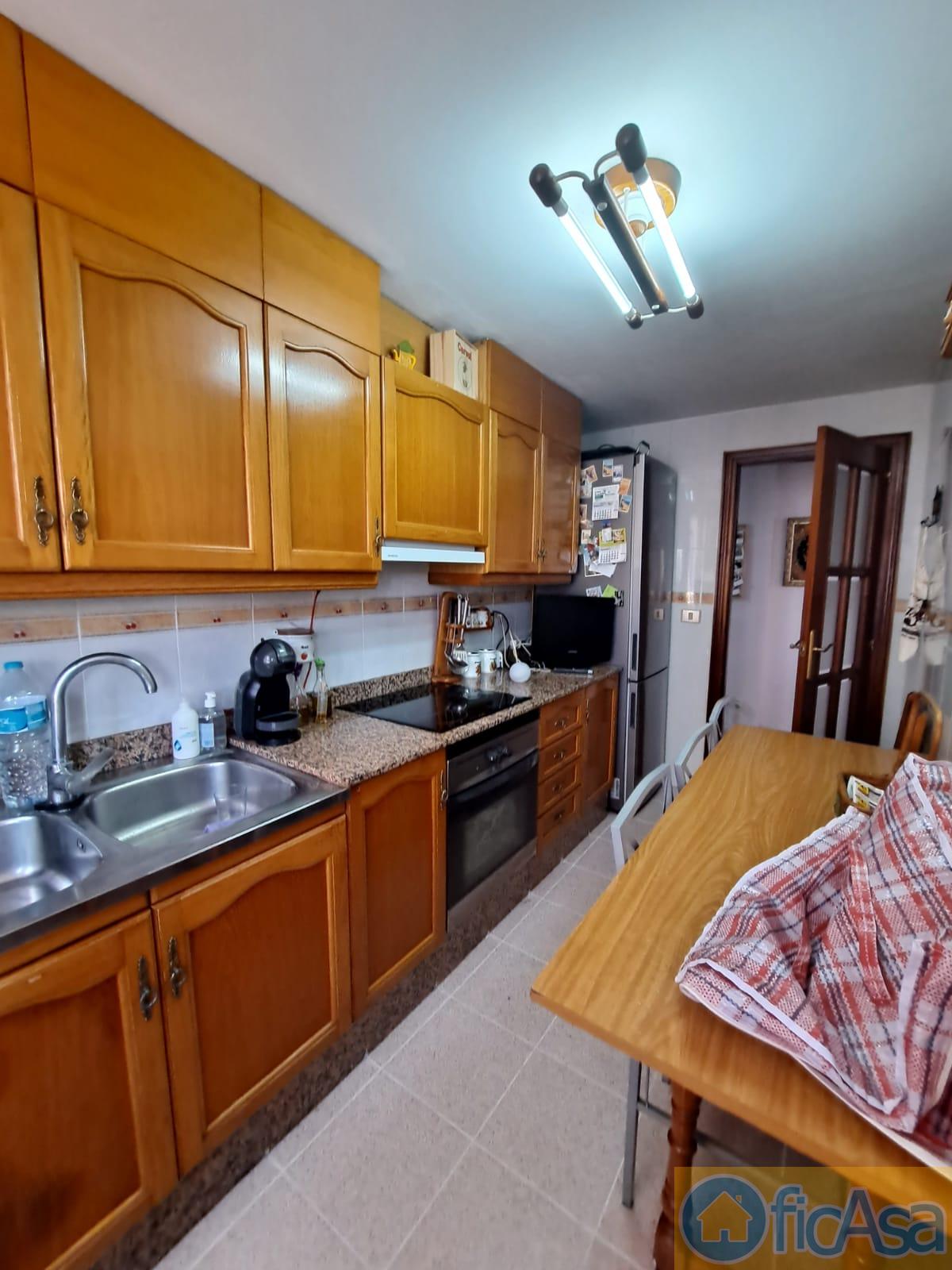 For sale of flat in Castellón