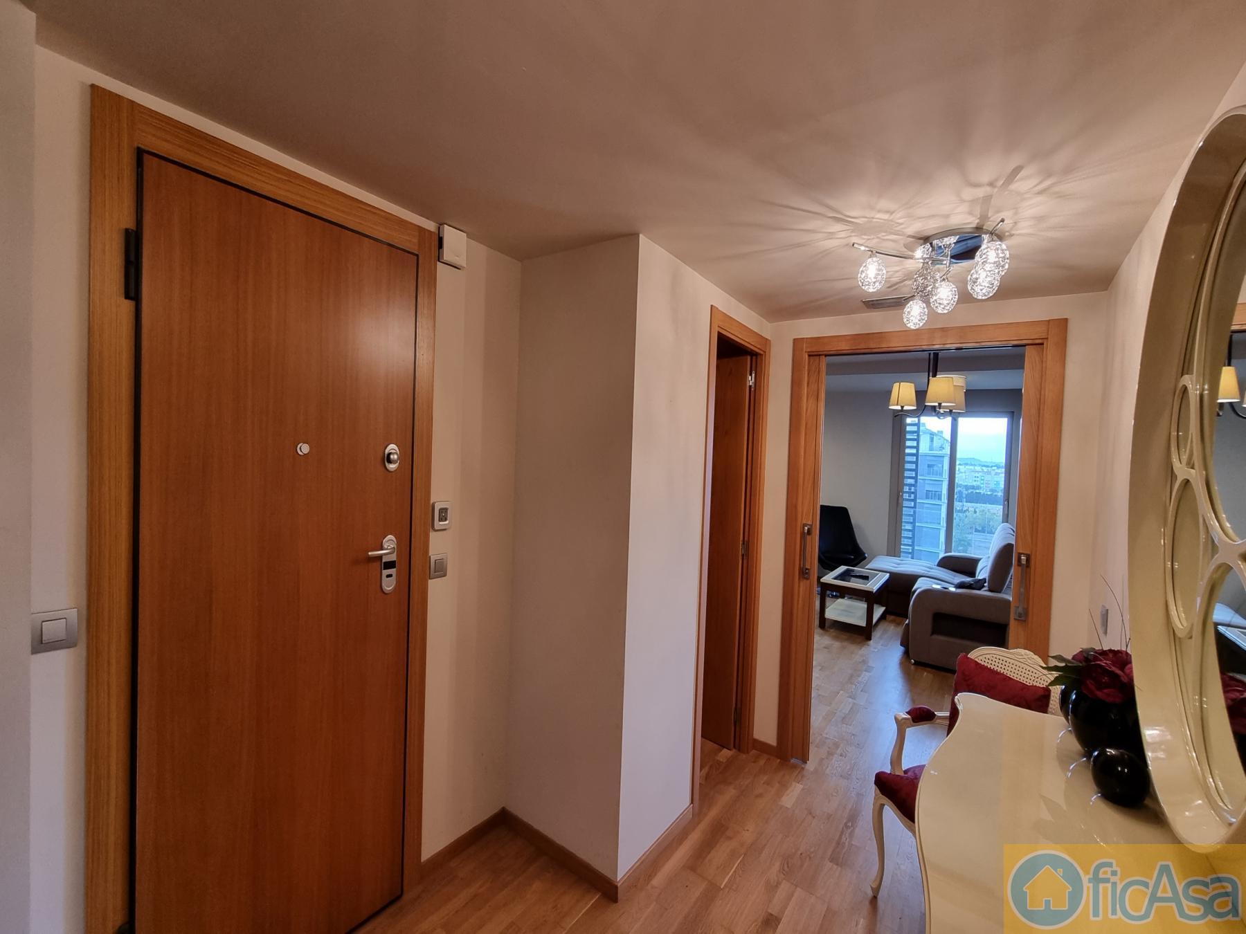 For sale of penthouse in Castellón