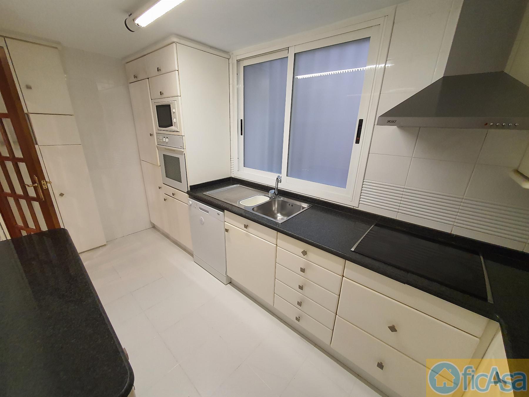 For sale of flat in Castellón