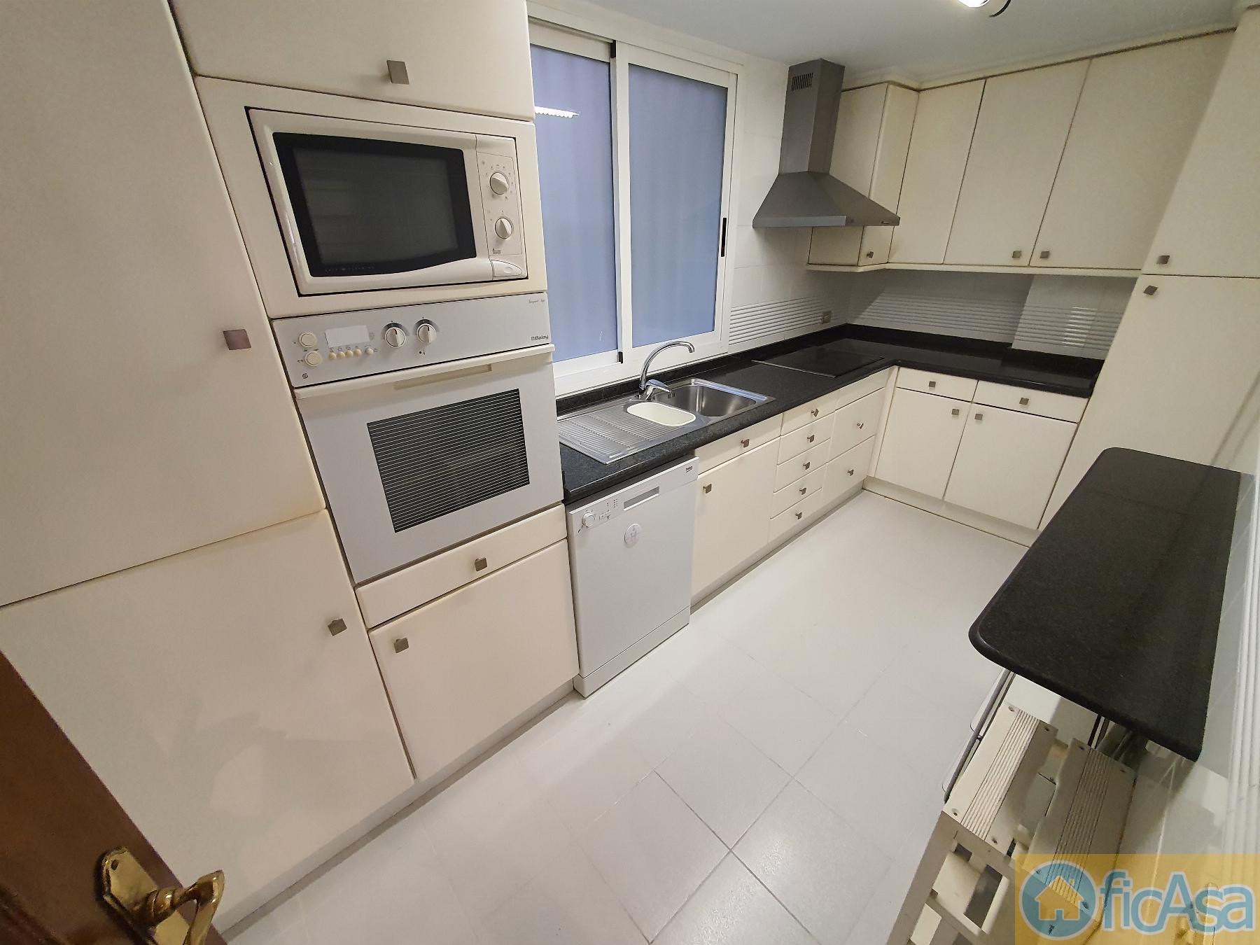 For sale of flat in Castellón