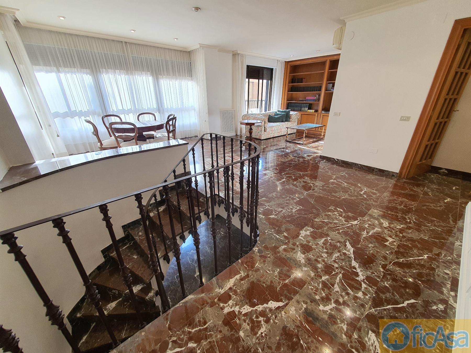 For sale of flat in Castellón