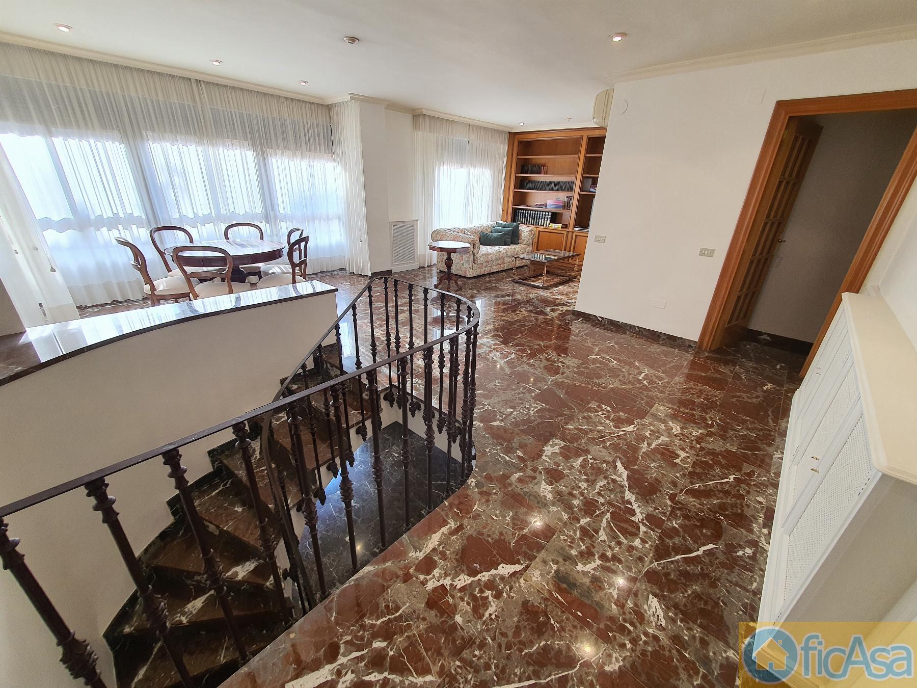 For sale of flat in Castellón