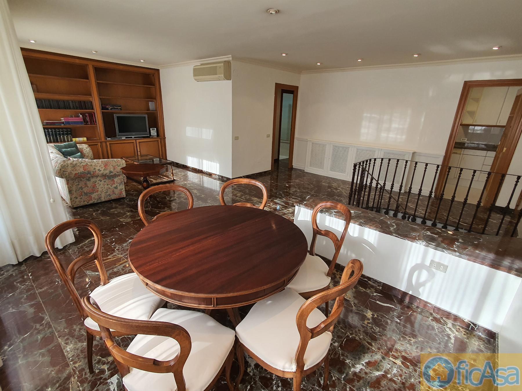 For sale of flat in Castellón