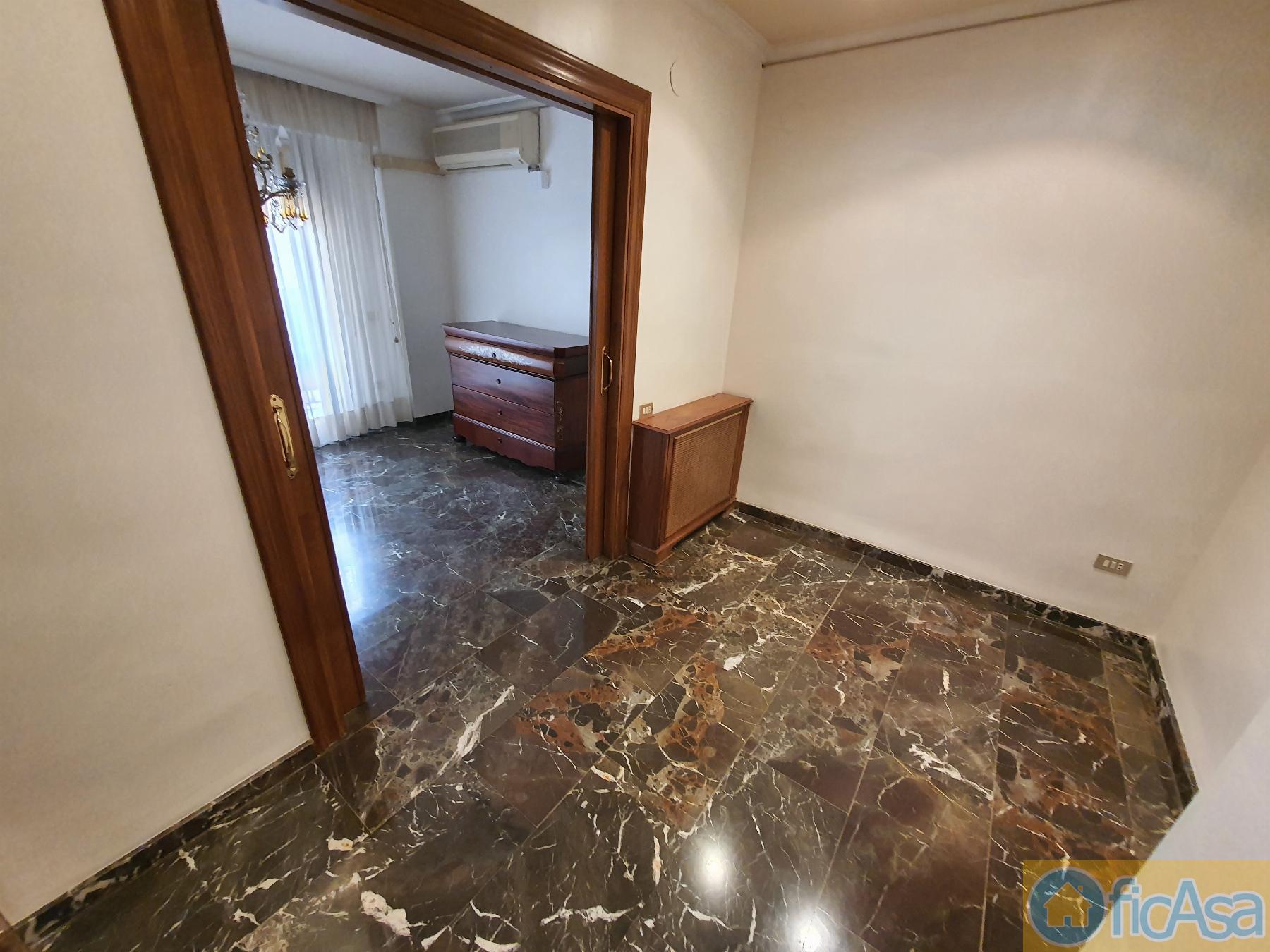 For sale of flat in Castellón