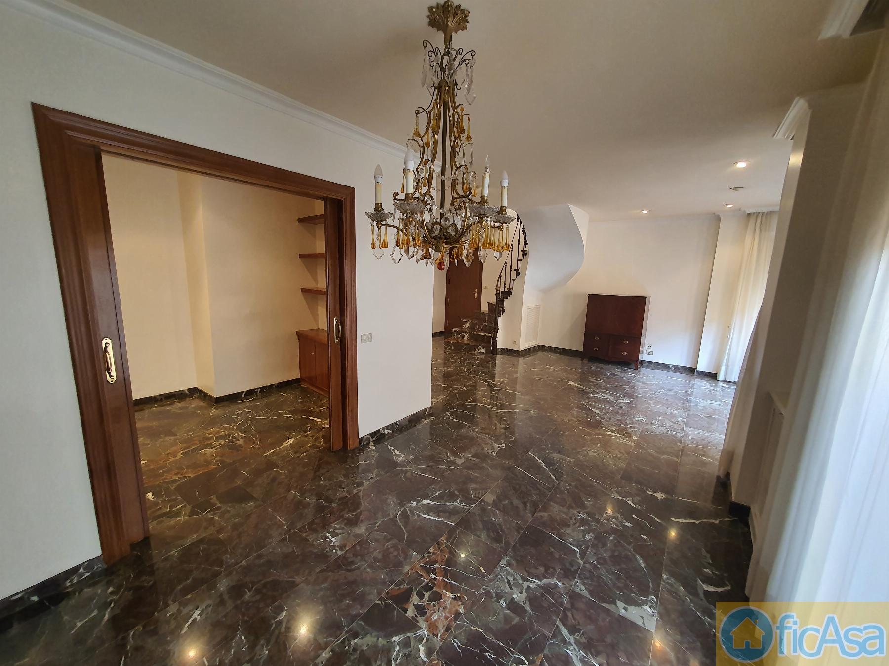 For sale of flat in Castellón