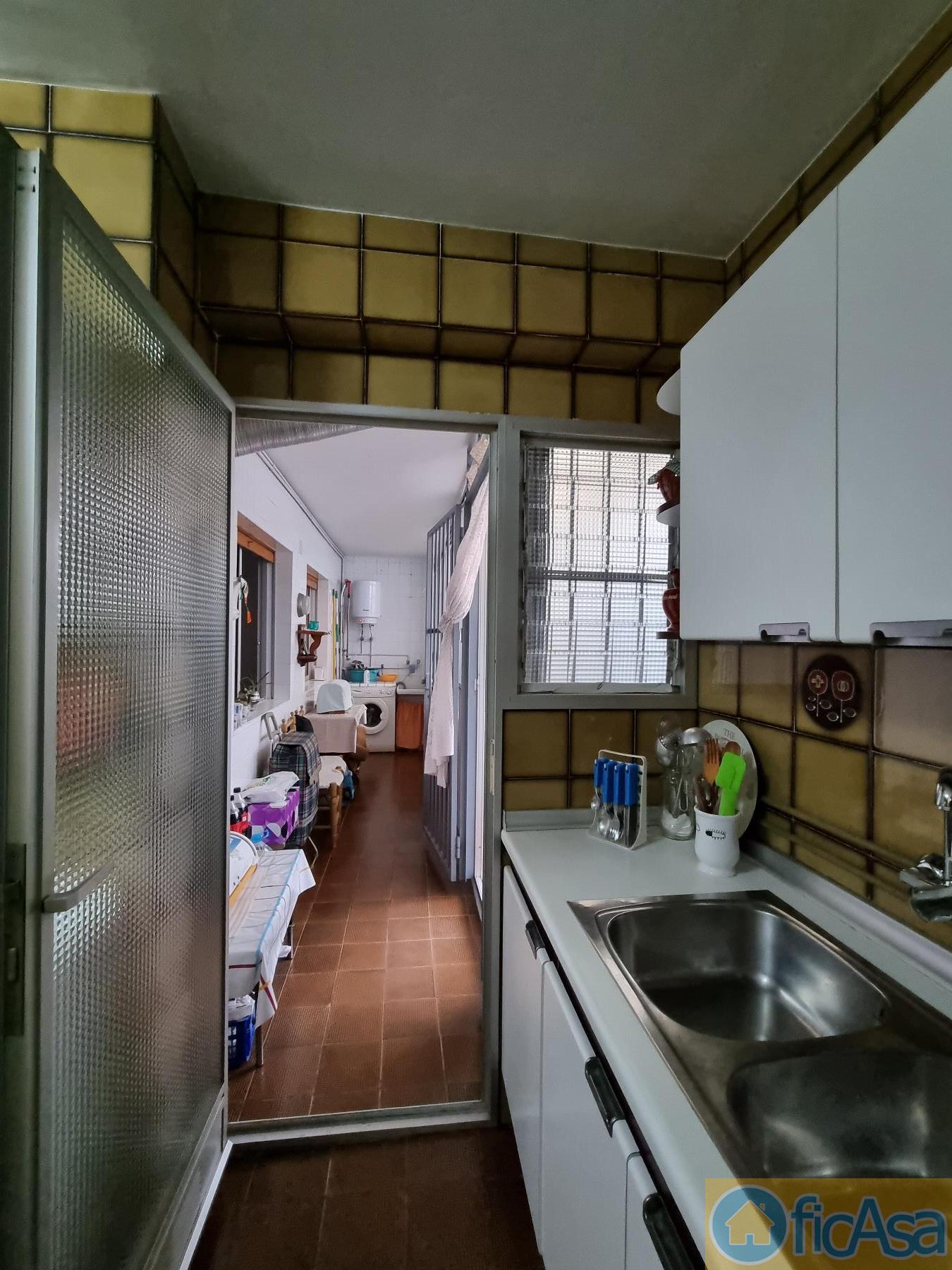 For sale of flat in Castellón