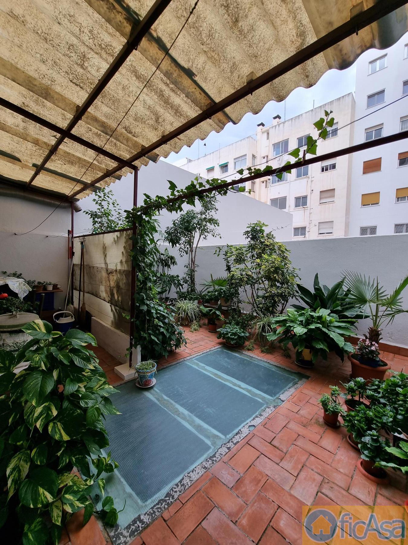 For sale of flat in Castellón