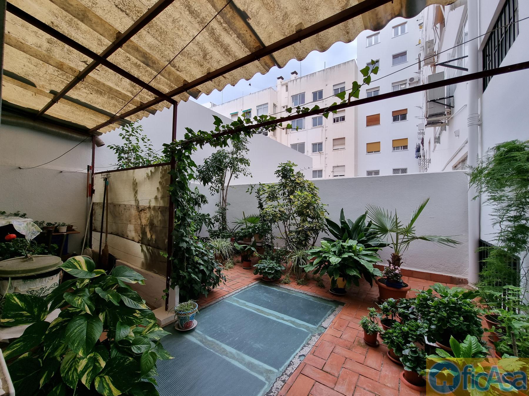 For sale of flat in Castellón