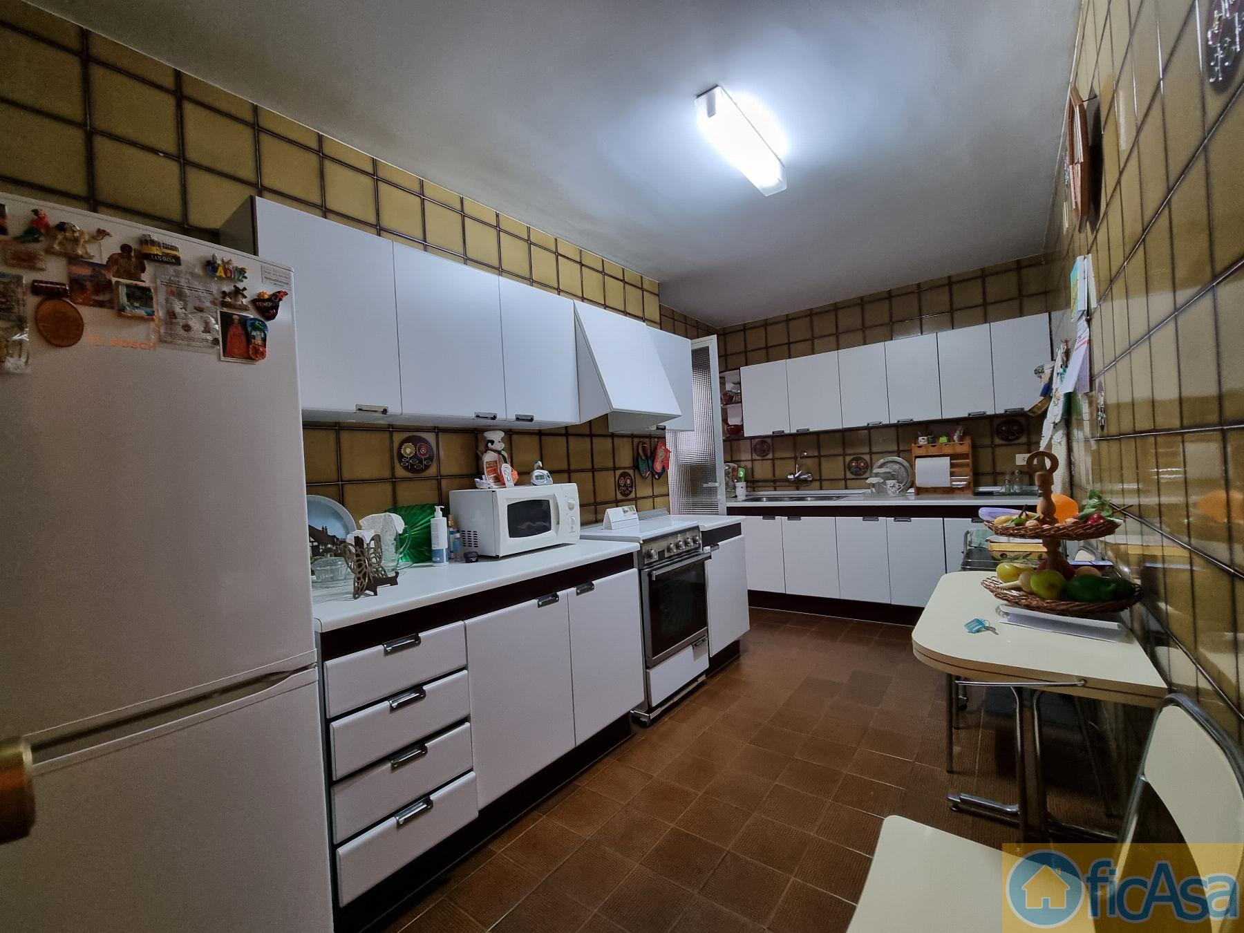 For sale of flat in Castellón