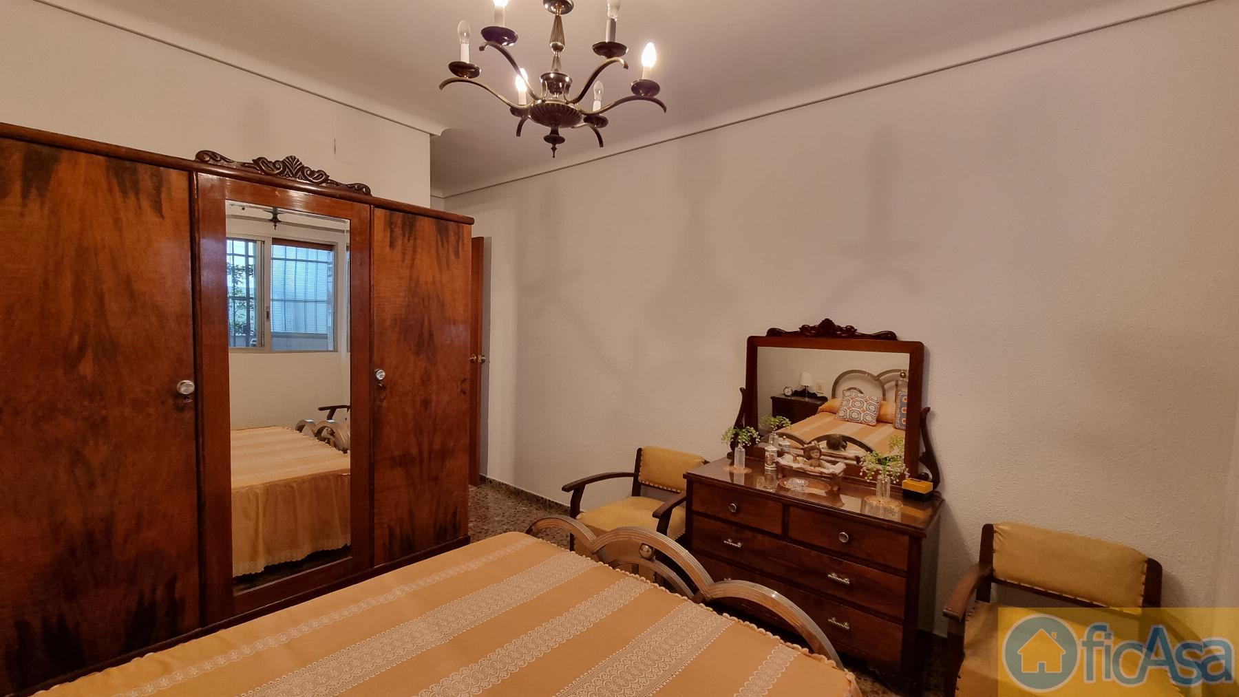 For sale of flat in Castellón